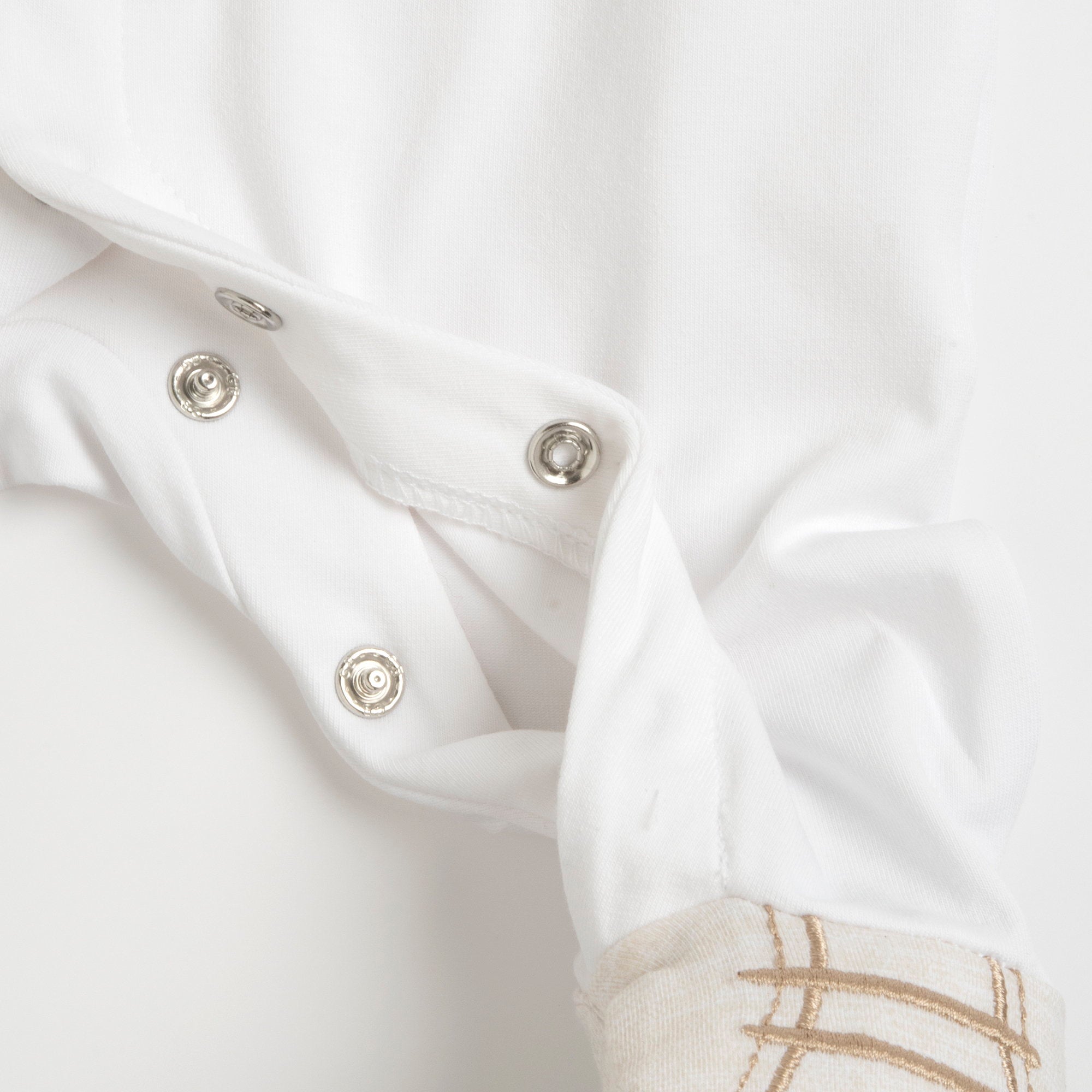 Boys White Applique Cotton Stretch Front Opening Babysuit with Collar