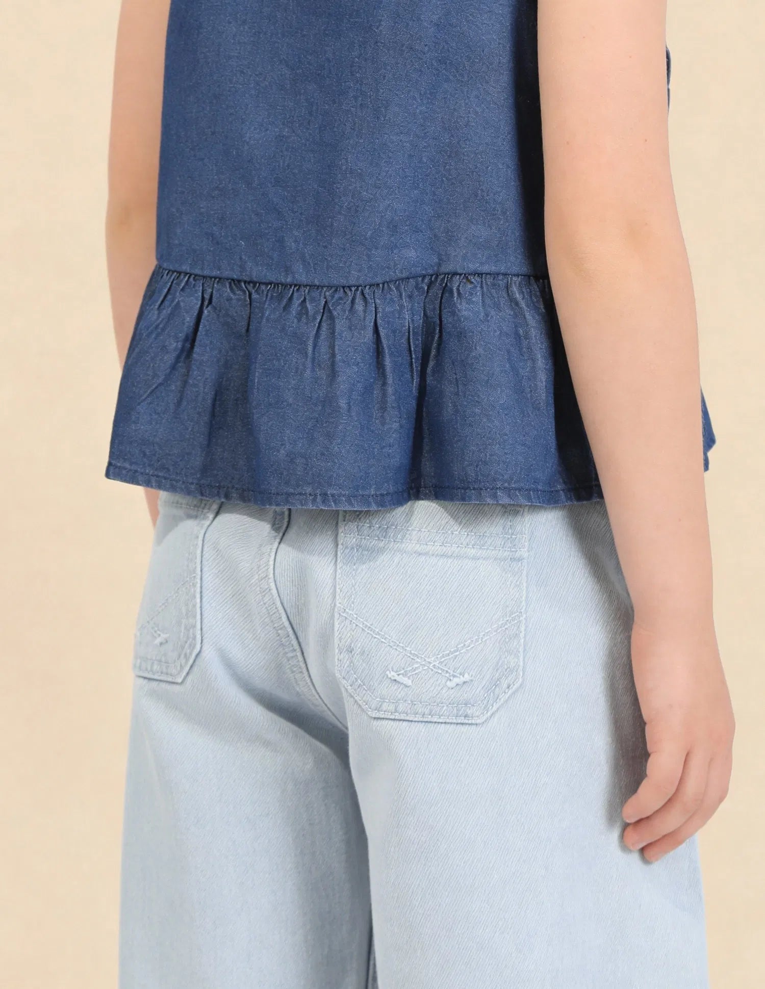 Girls Light Blue Cotton Mid Rise Barrel Fit Jeans