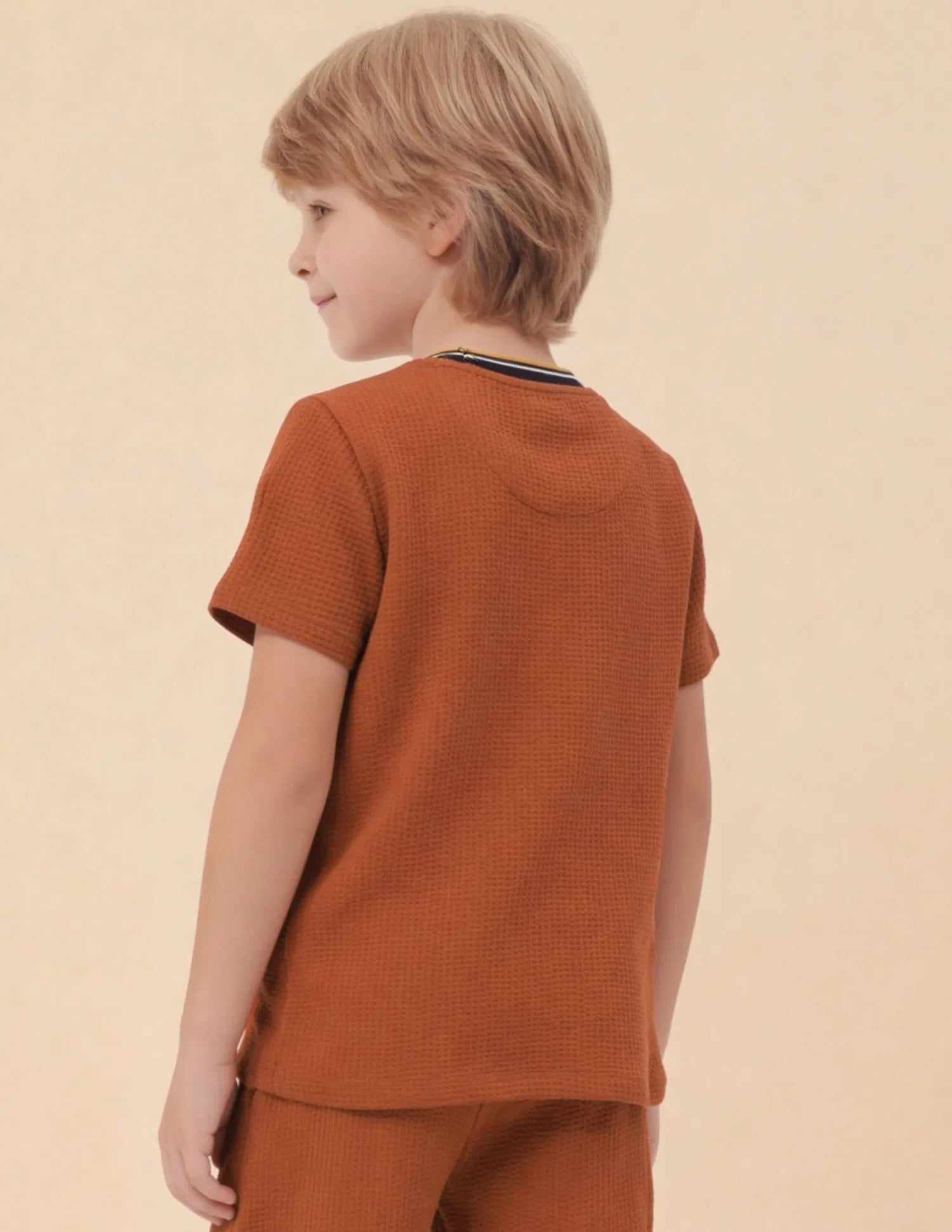 Boys Rust Cotton Blend Self Design Regular Fit T-Shirt