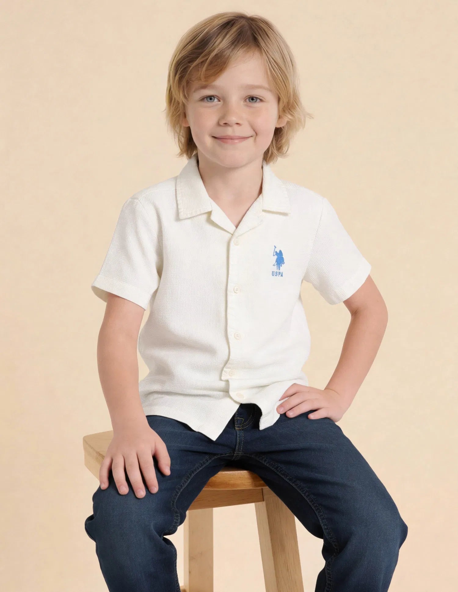 Boys White Graphic Appliqued Cotton Shirt – Regular Fit