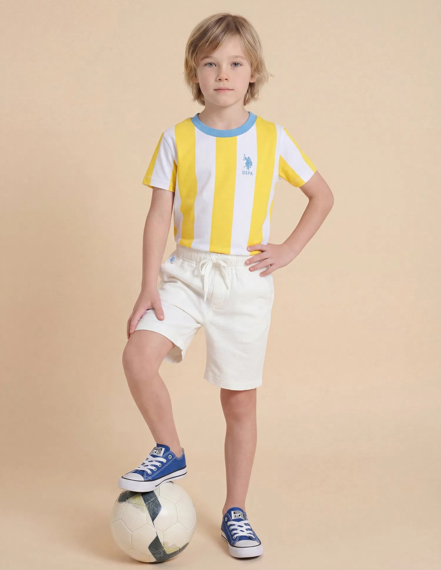 Boys White Textured Cotton Shorts Relaxed Fit