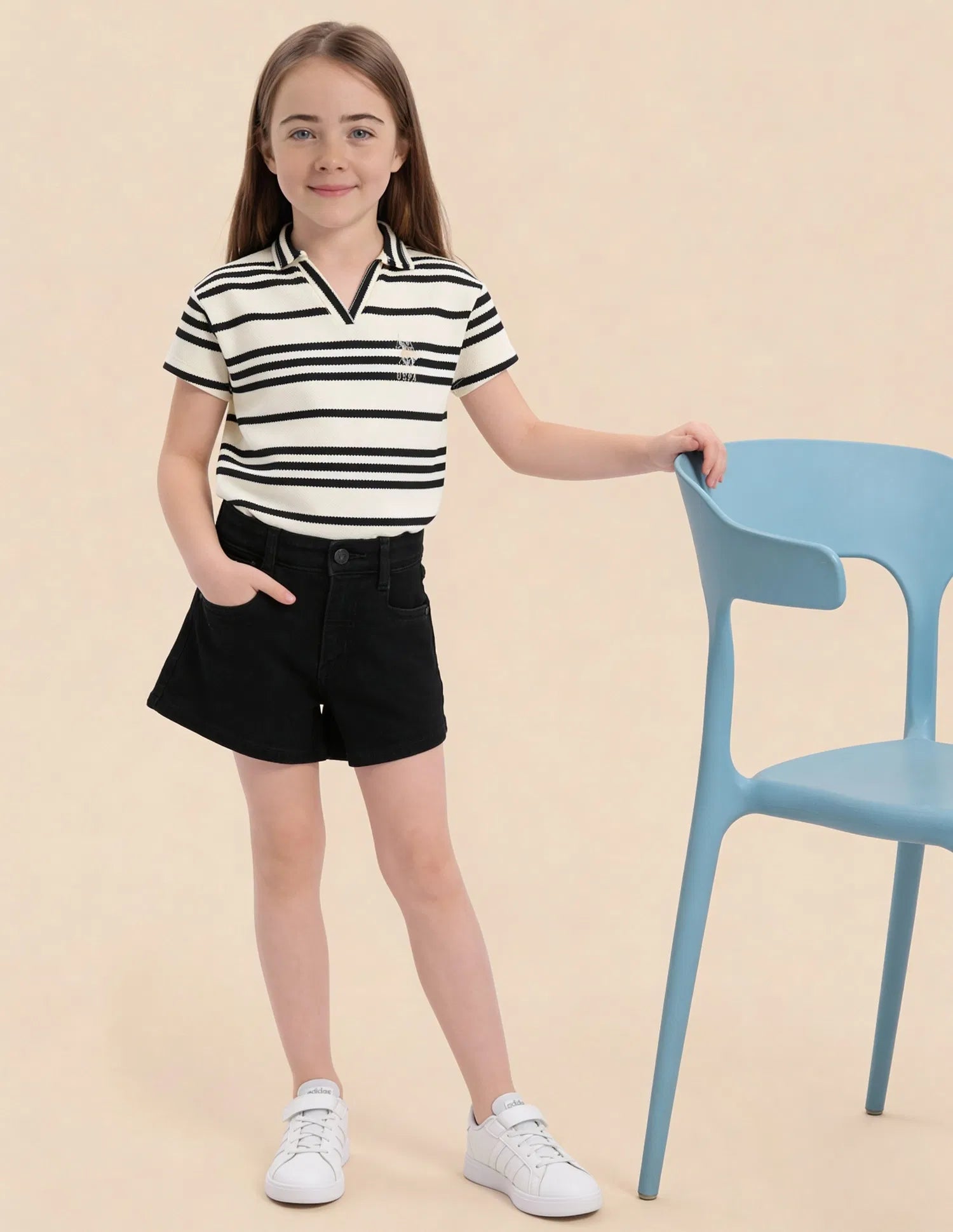 Girls Black Cotton Blend Solid Regular Fit Shorts