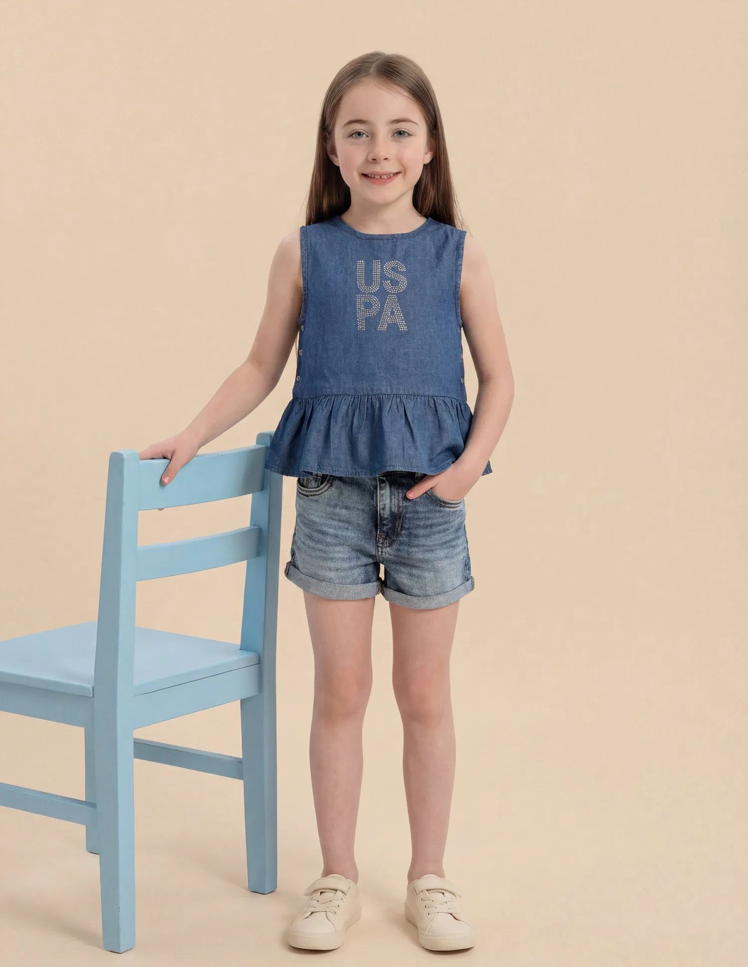 Girls Mid Blue Cotton Mid Rise Whiskered Denim Shorts