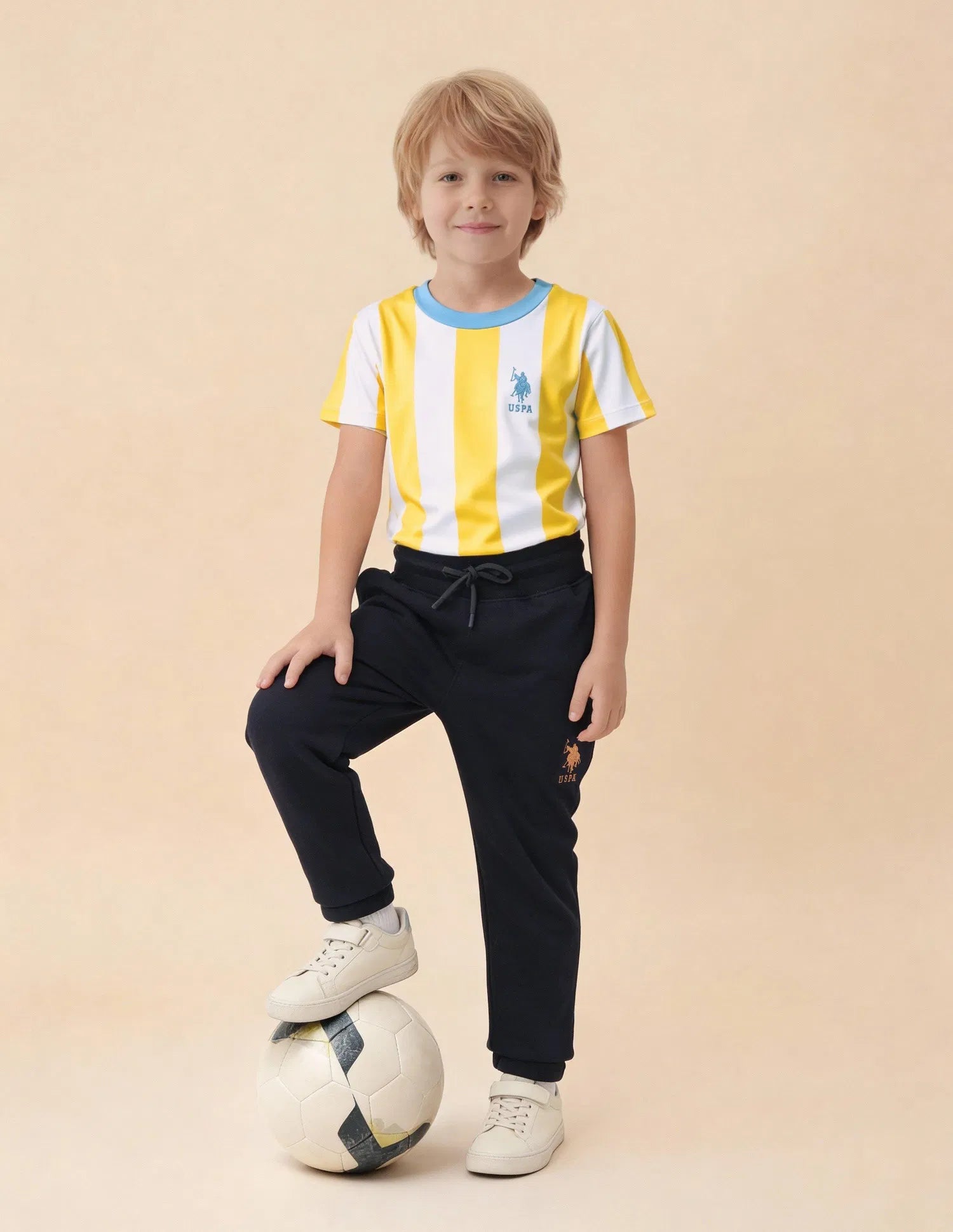 Boys Navy Cotton Solid Joggers Regular Fit