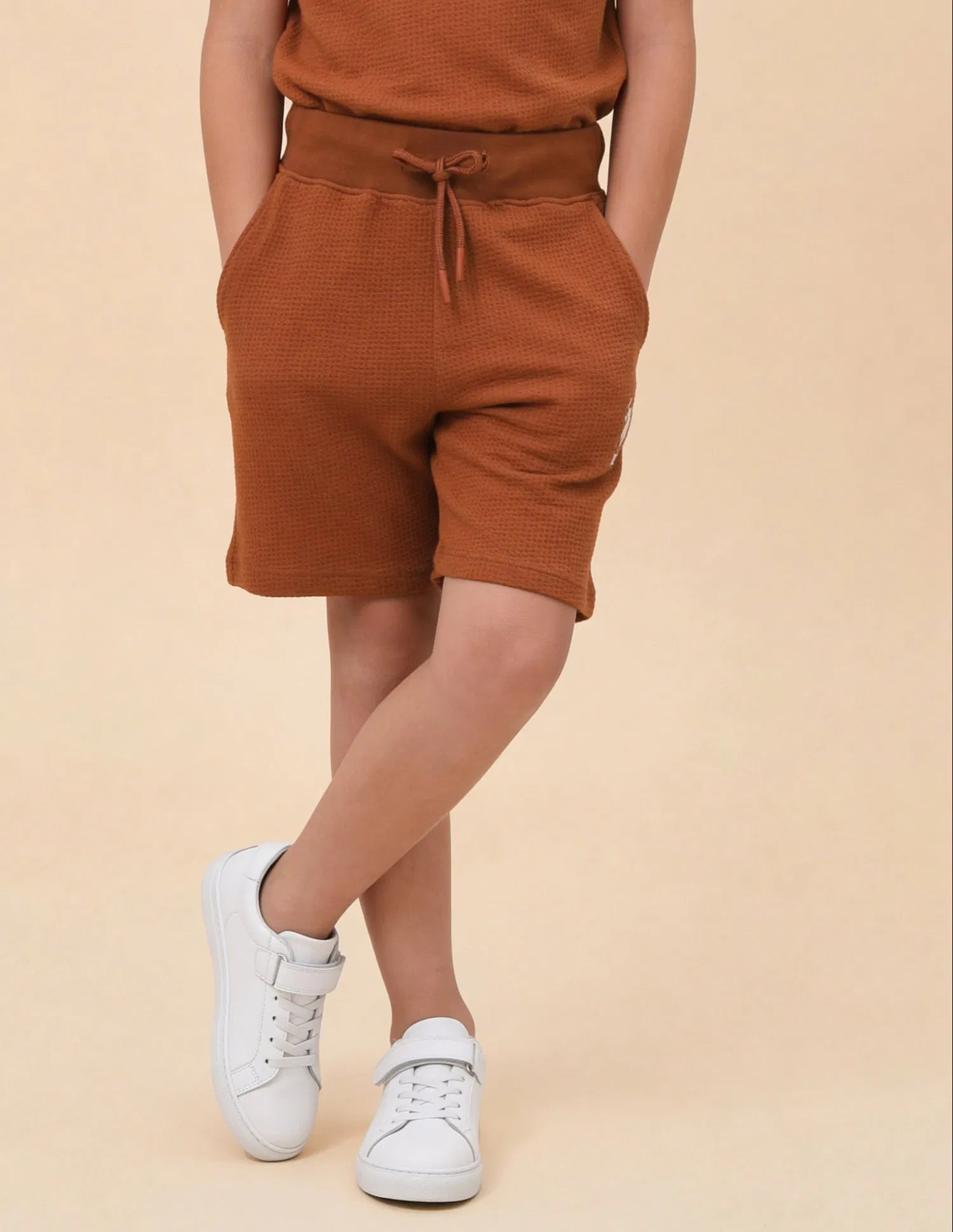 Boys Textured Cotton Shorts Regular Fit Red