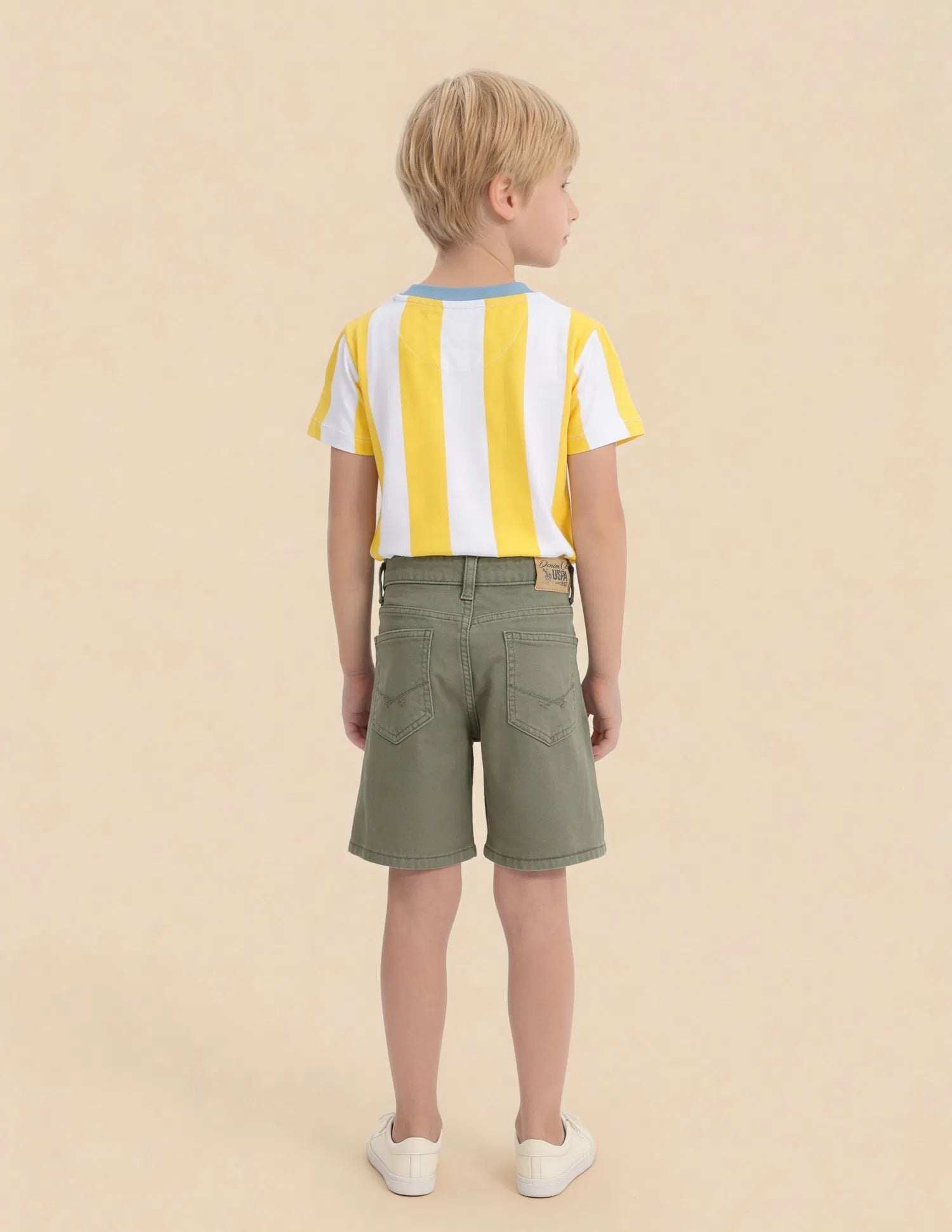 Boys Olive Cotton Solid Shorts Regular Fit