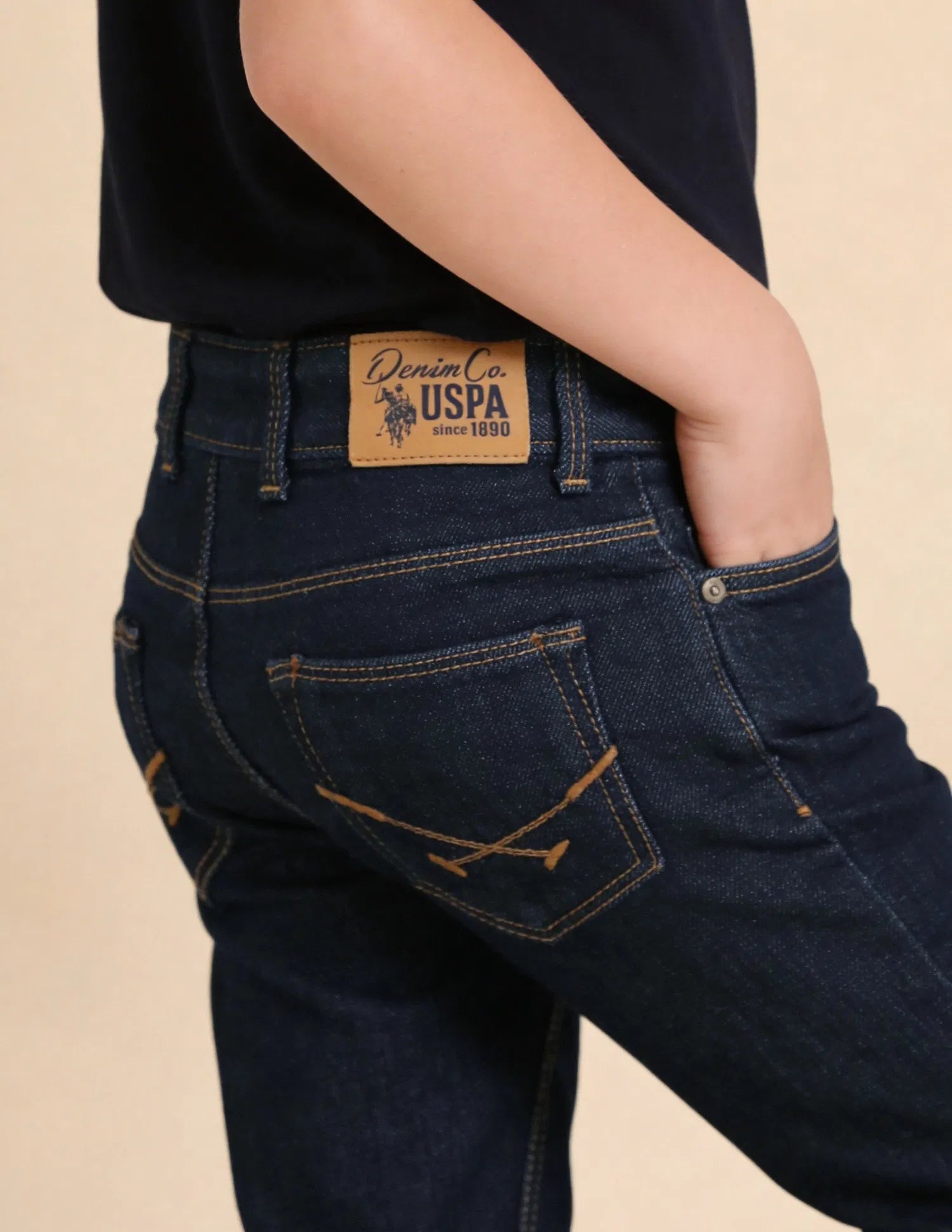 Boys Dark Blue Cotton Blend Mid Rise Relaxed Fit Jeans