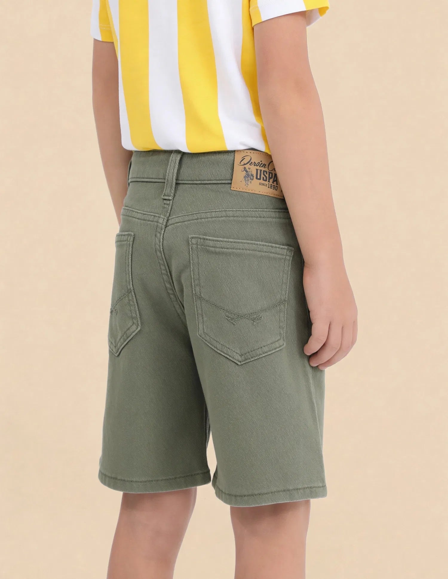 Boys Olive Cotton Solid Shorts Regular Fit