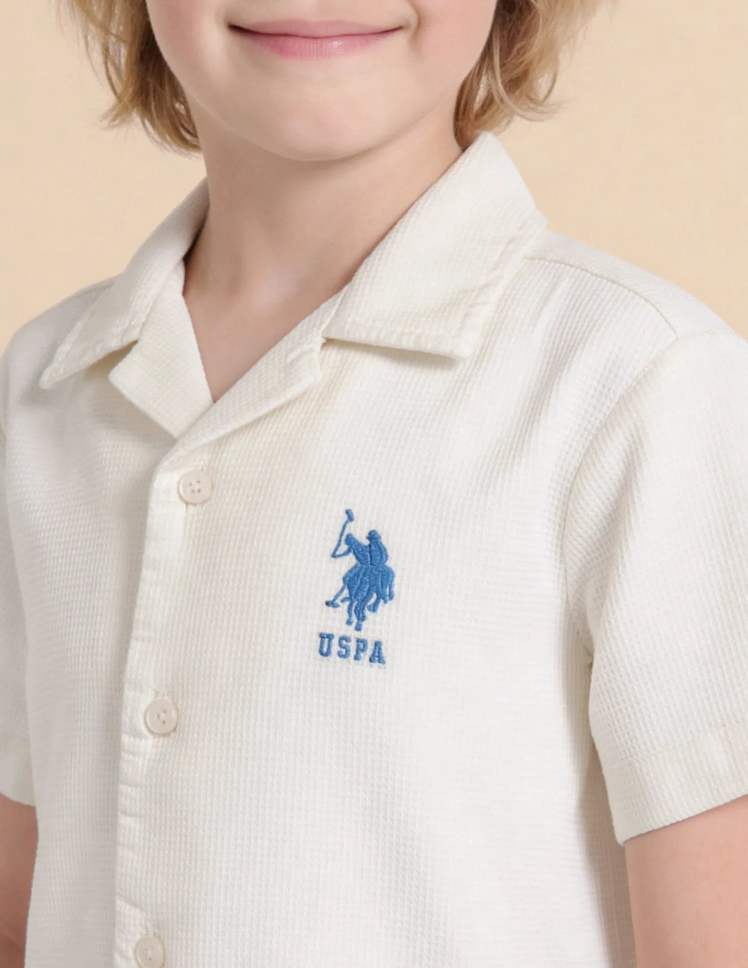 Boys White Graphic Appliqued Cotton Shirt – Regular Fit