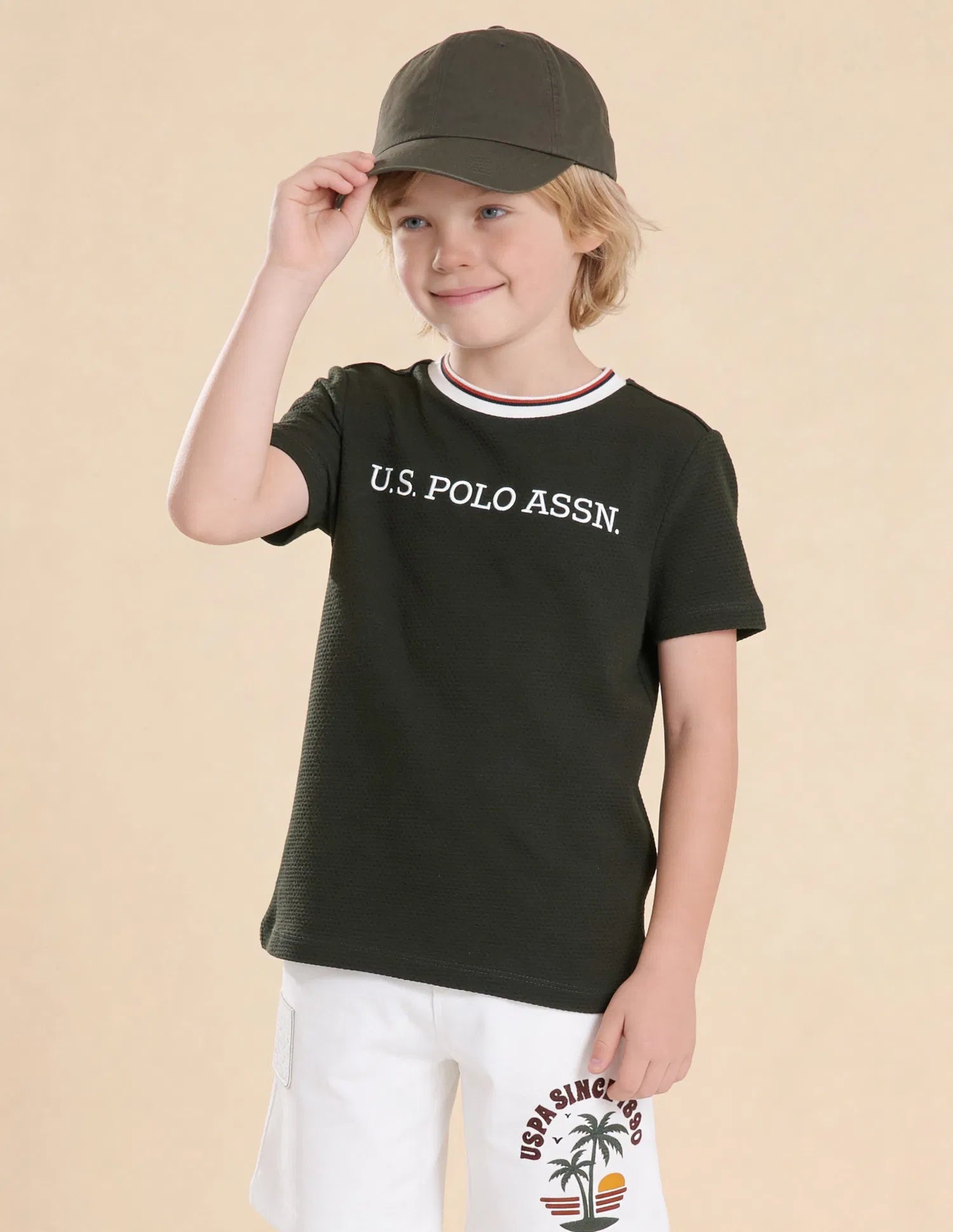Boys Dark Green Cotton Blend Self Design Regular Fit T-Shirt