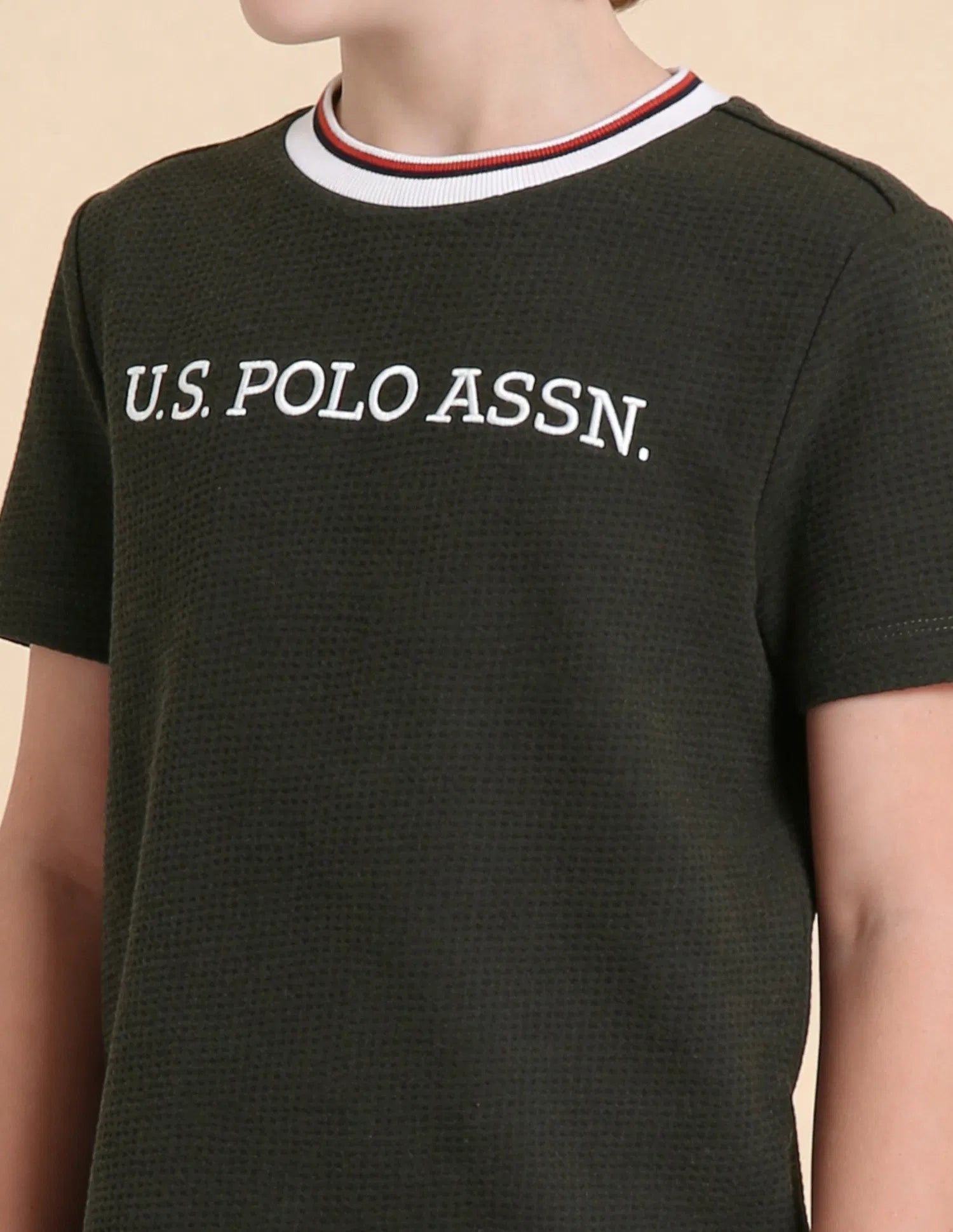 Boys Dark Green Cotton Blend Self Design Regular Fit T-Shirt