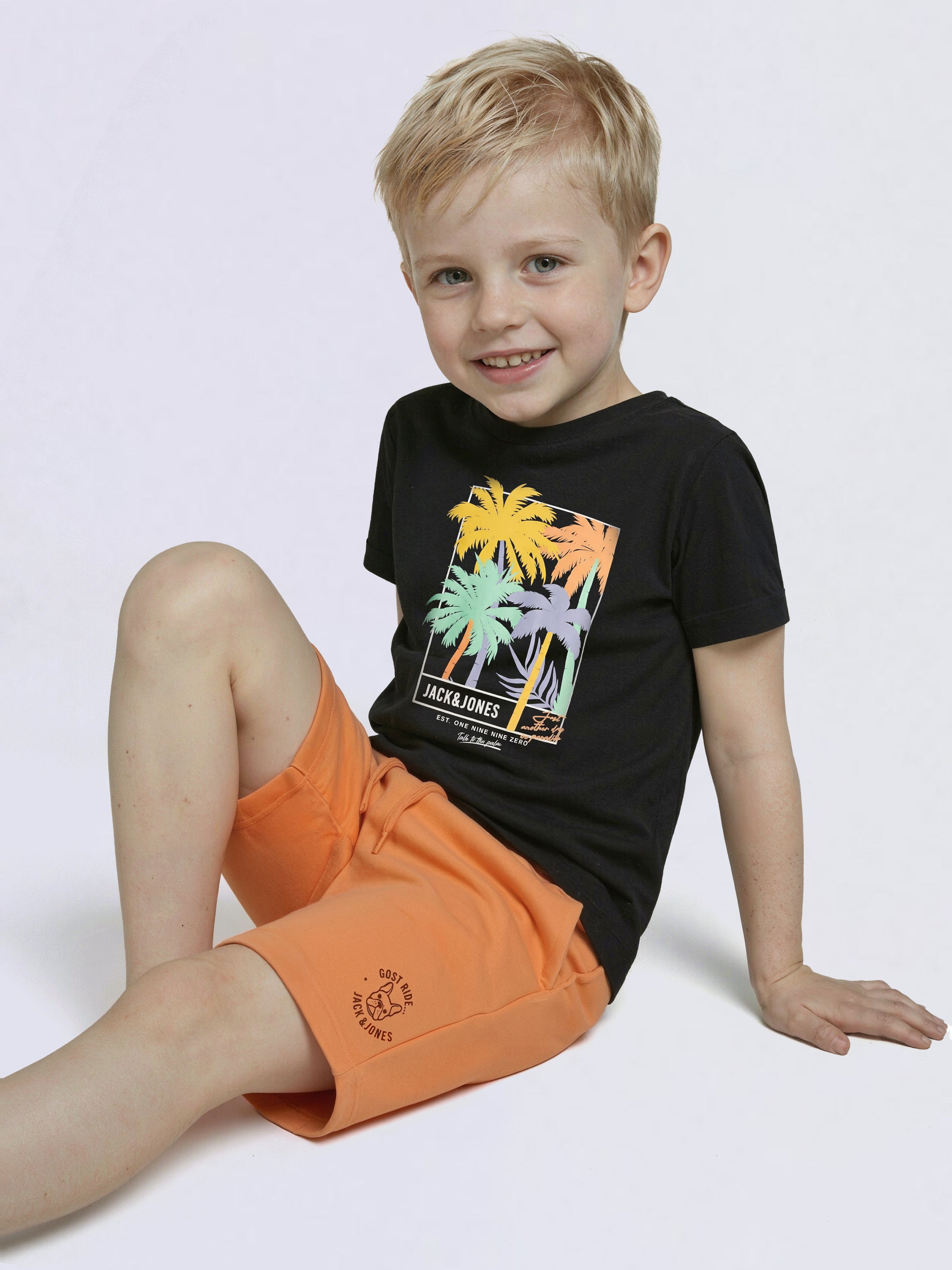 Boys Black Tropical Print Cotton Regular Fit T-Shirt