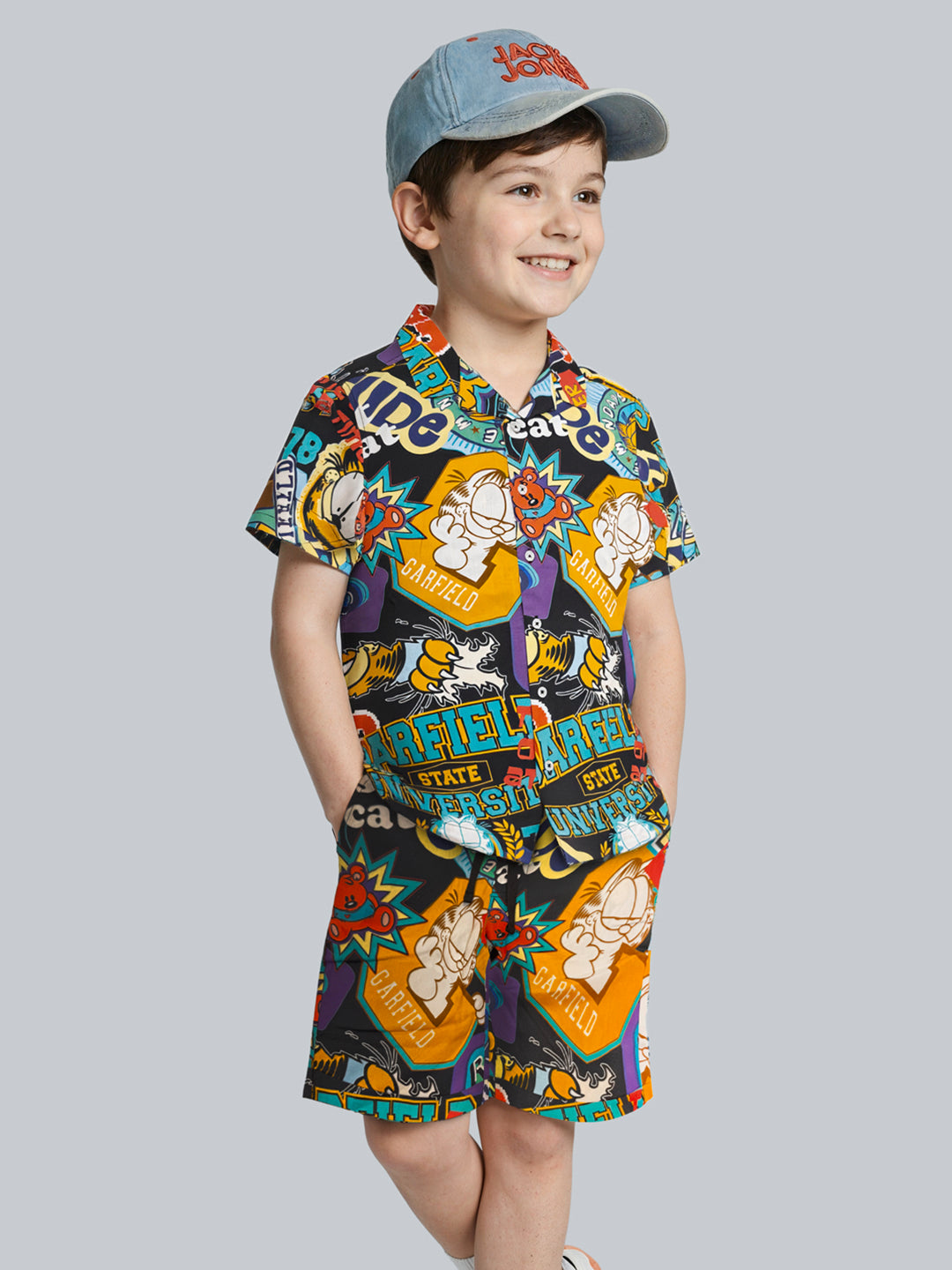 Boys Viscose Garfield Print Drawstring Regular Shorts