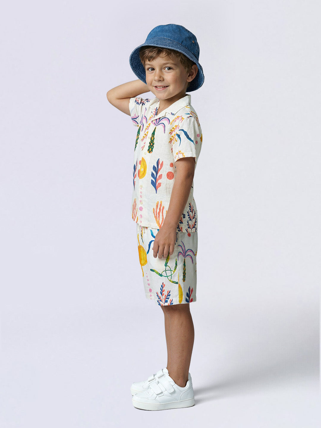 Boys White Printed Regular Casual Shorts