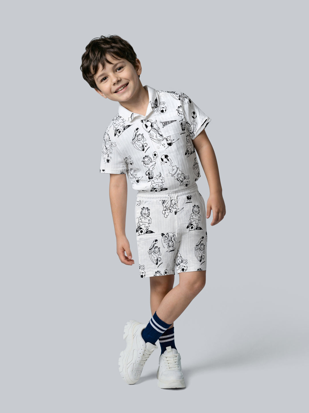 Boys White Garfield Print Cotton Casual Shorts