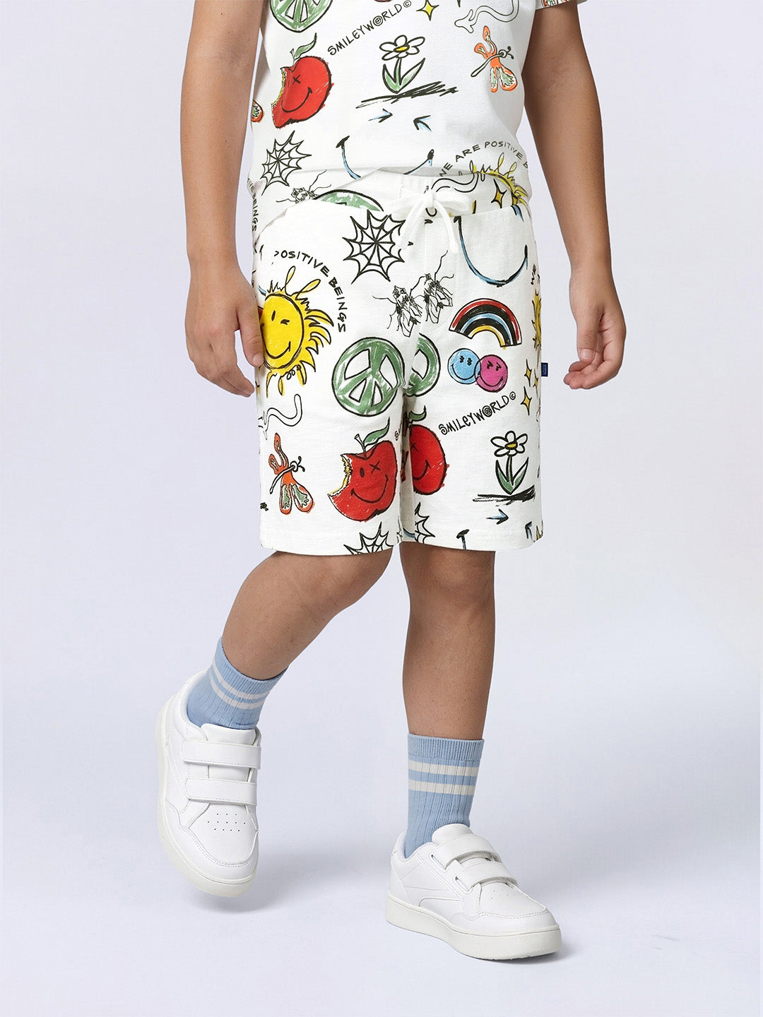 Boys White Smiley Print Oversized Cotton Shorts
