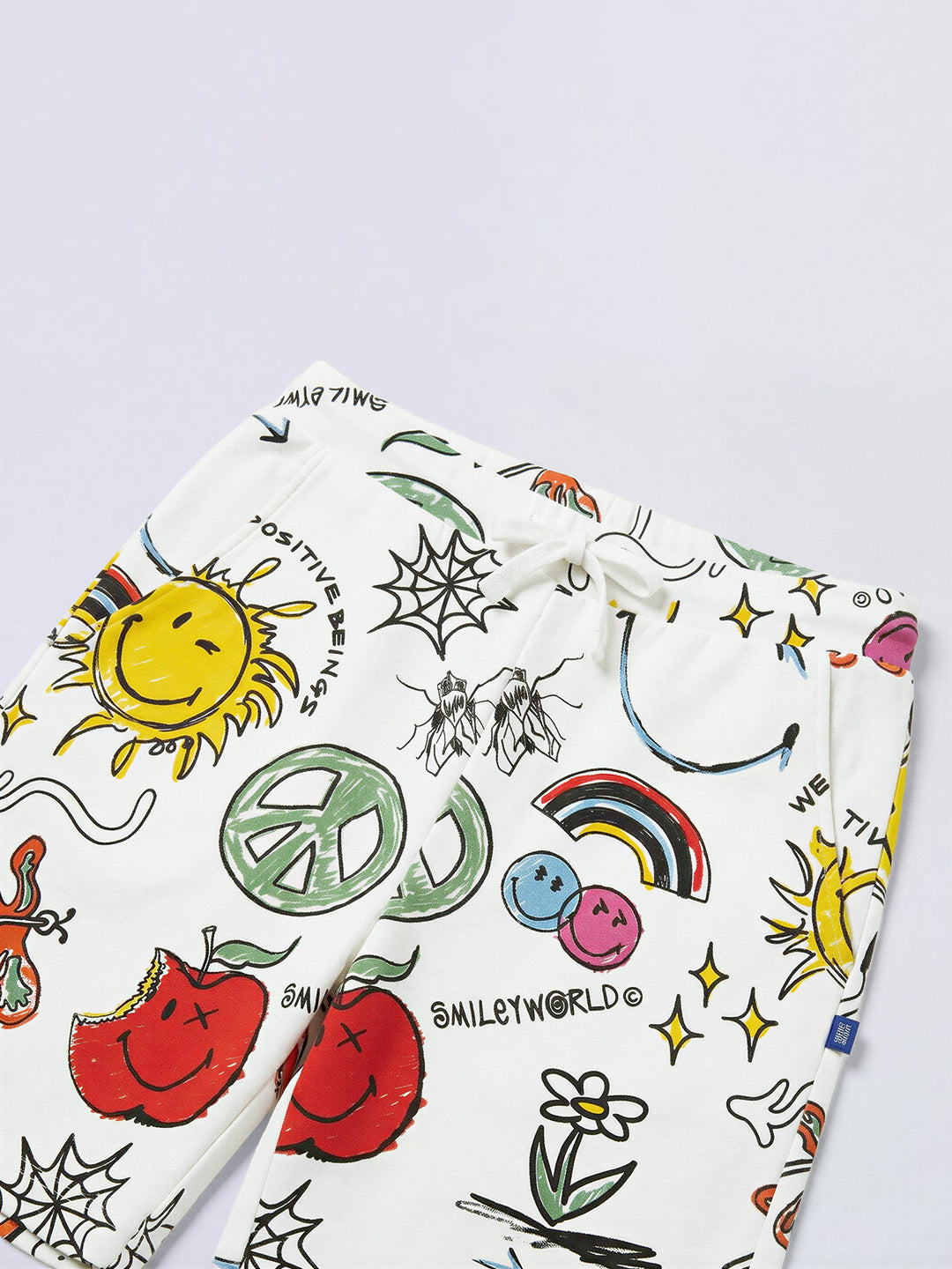 Boys White Smiley Print Oversized Cotton Shorts