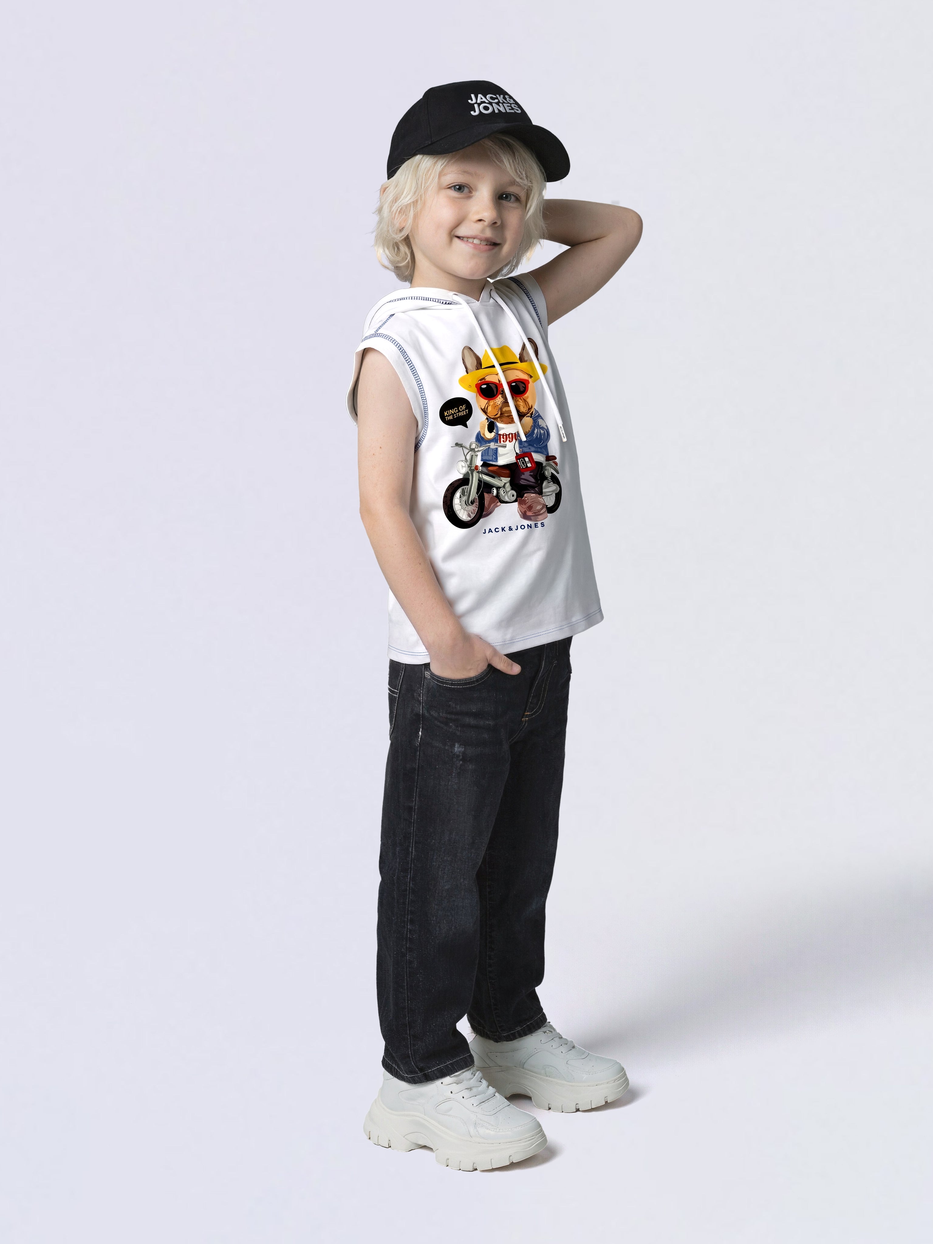Boys White Printed Sleeveless Cotton T-Shirt