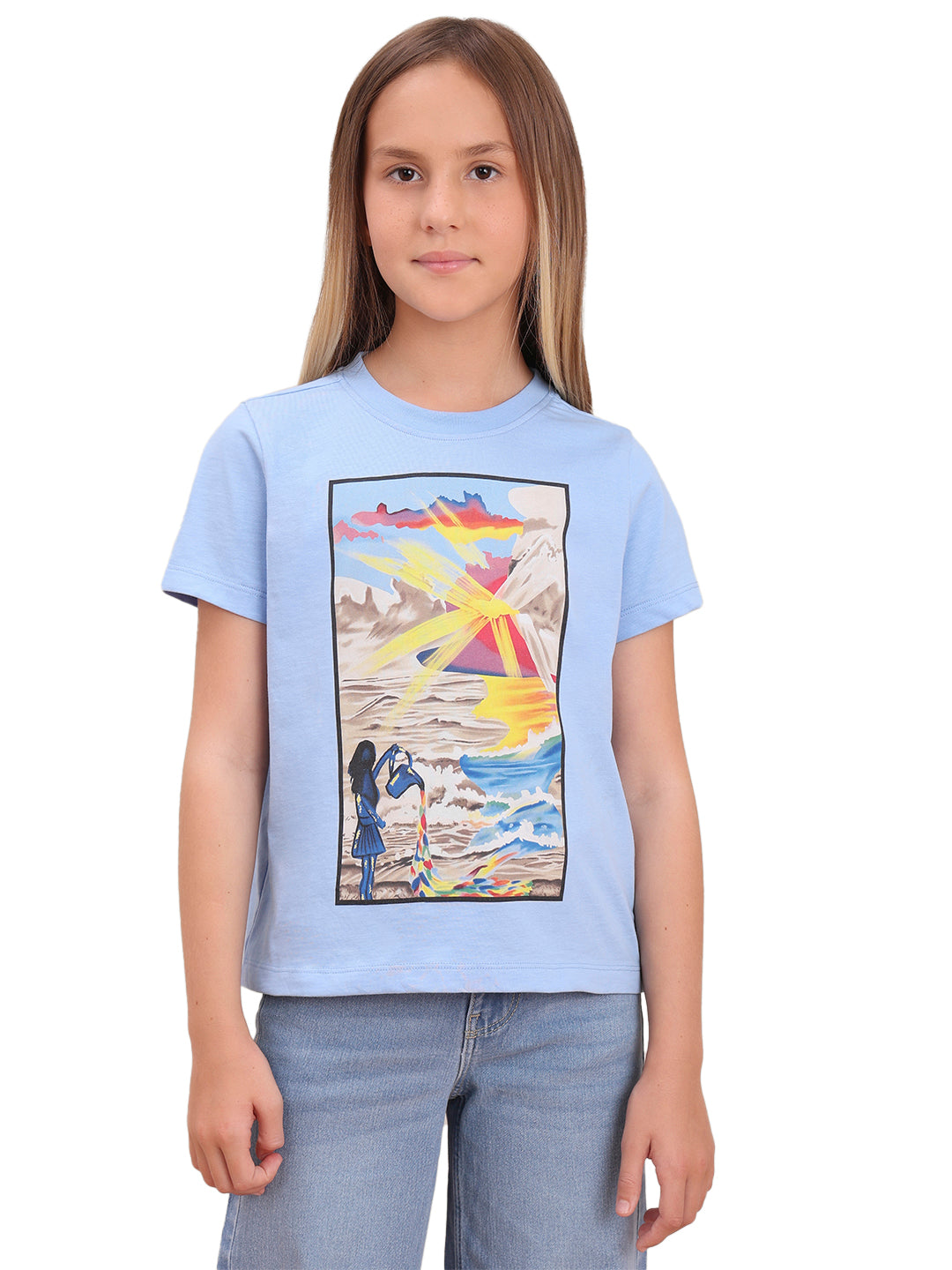 Open Air Artwork Print Cotton T-Shirt with Round Neck for Girls