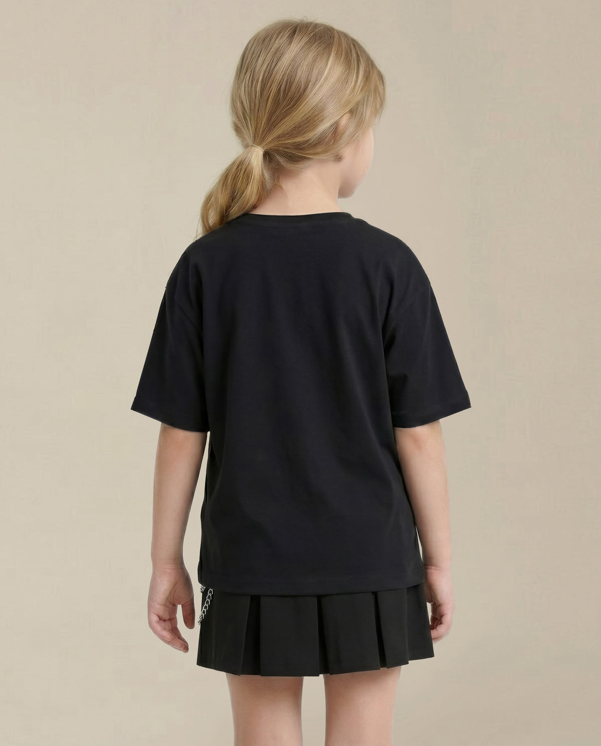 Girls Jet Black Roomy Fit Casual T-Shirt