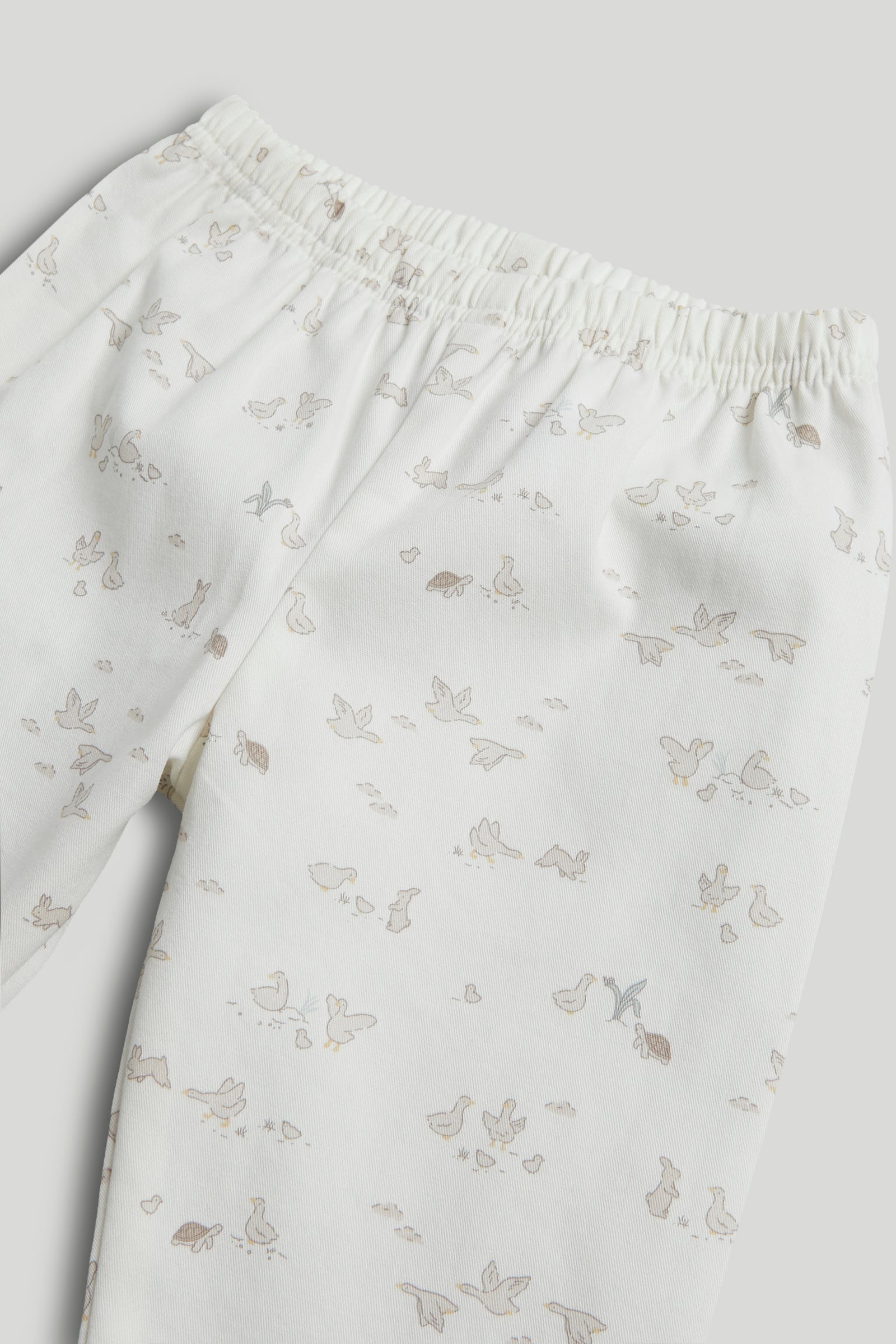 Kids White Printed Cotton Woven Regular Fit Long Sleeve Pyjama Set