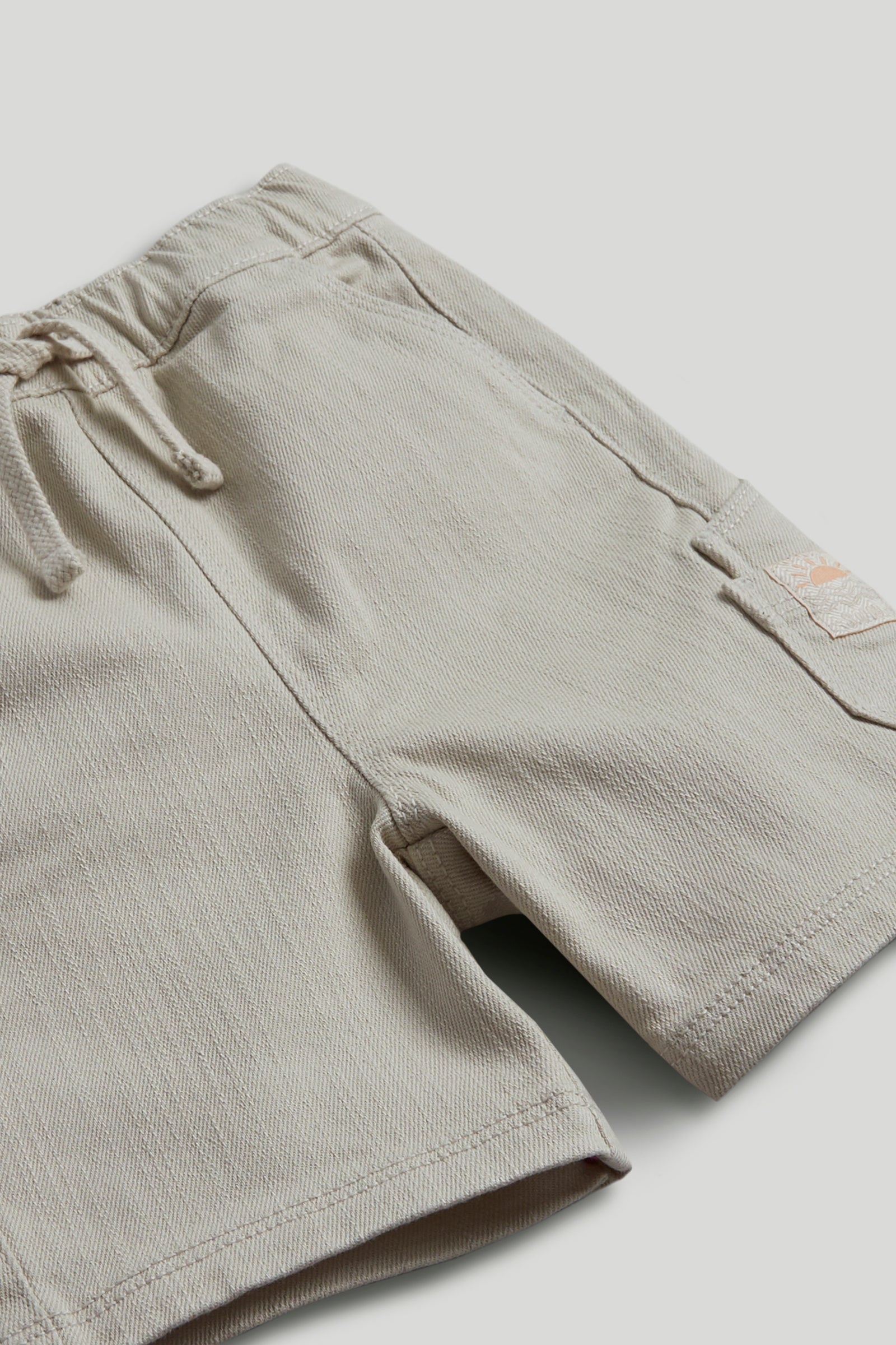 Boys Neutral Cotton Twill Regular Fit Casual Shorts