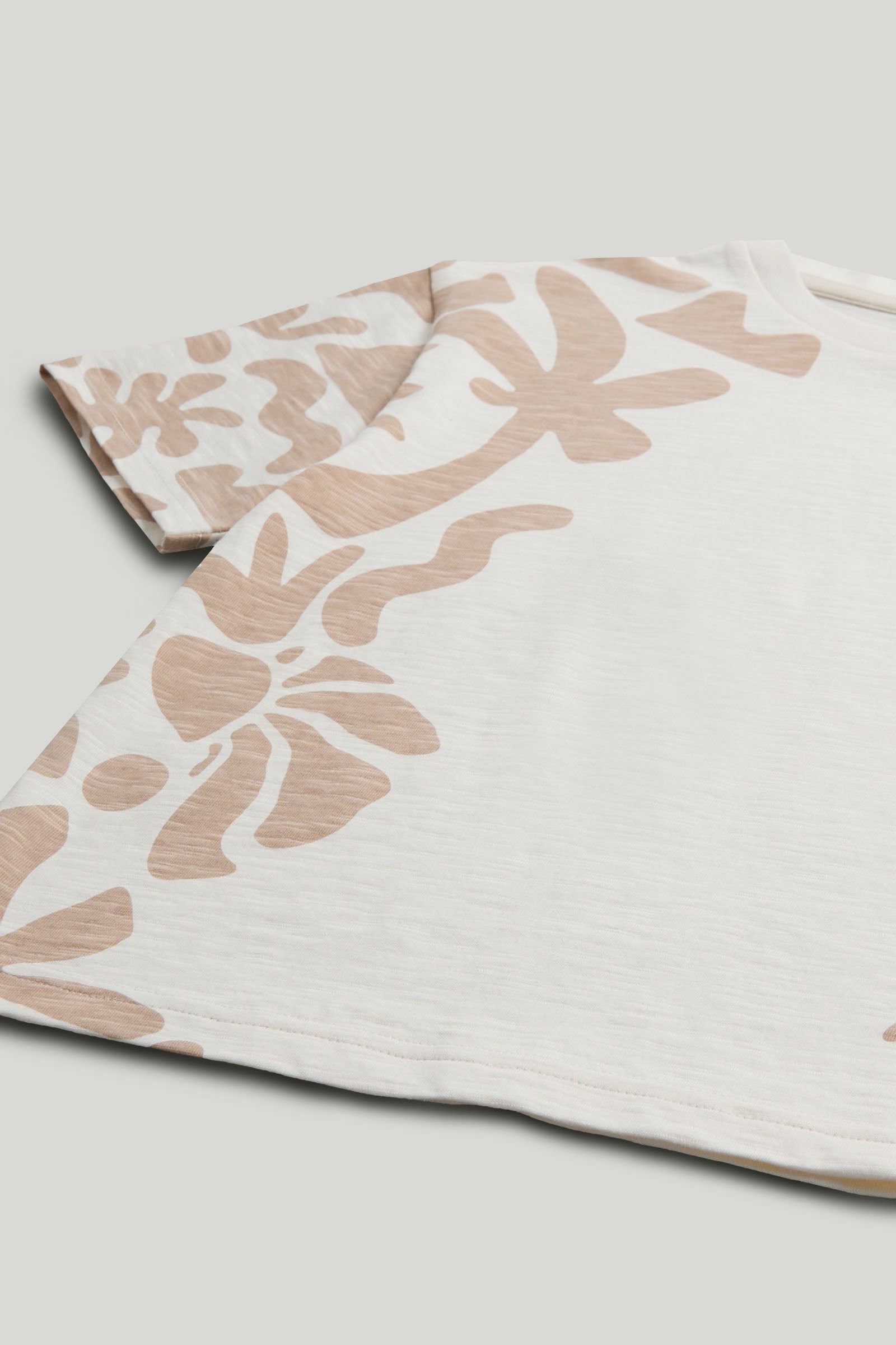 Boys Side Graphic Cotton T-Shirt in Cream