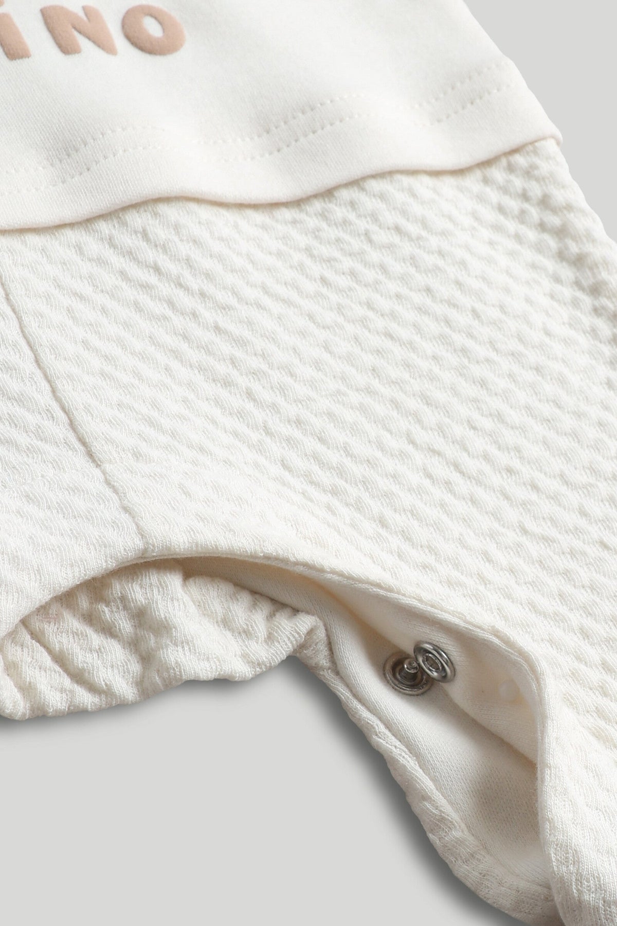 Unisex Print & Plain Mix All-in-One Cream