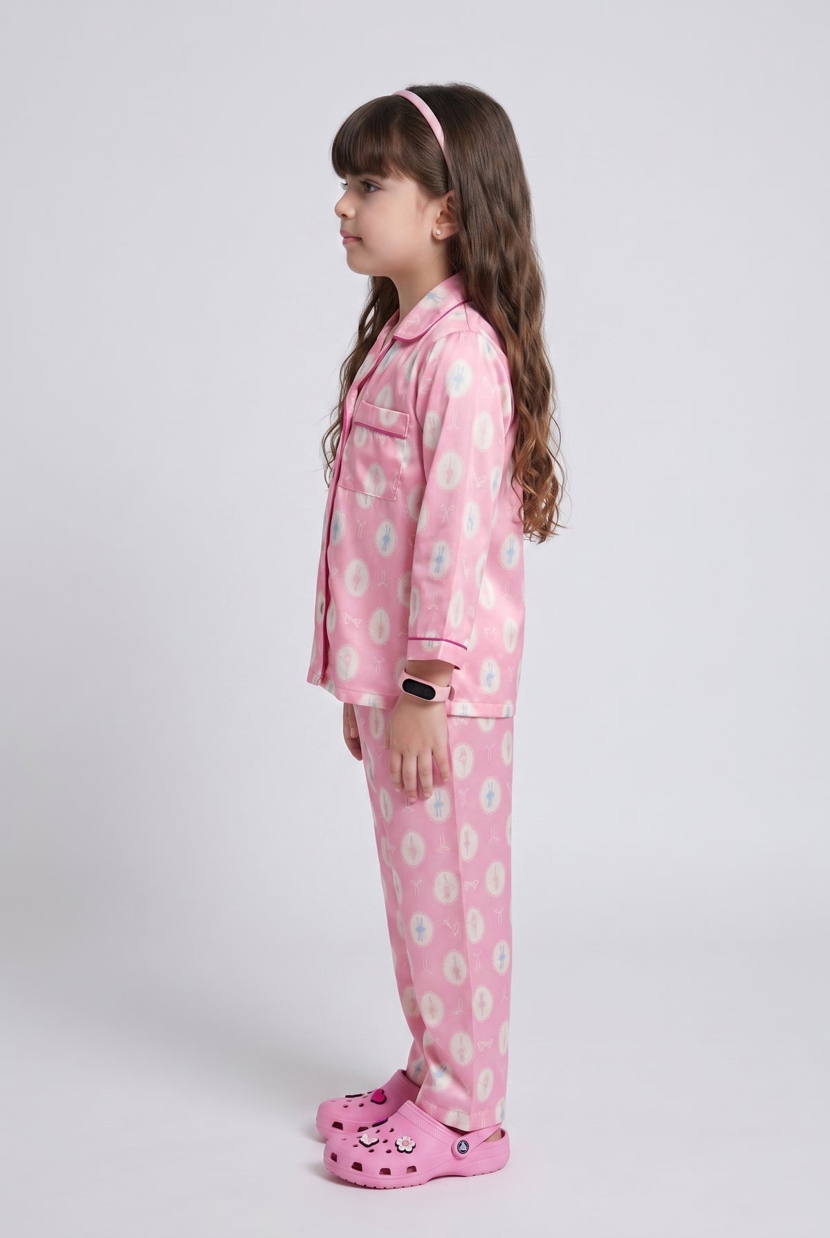 Girls Printed Polyester Night Suit Set in Pink