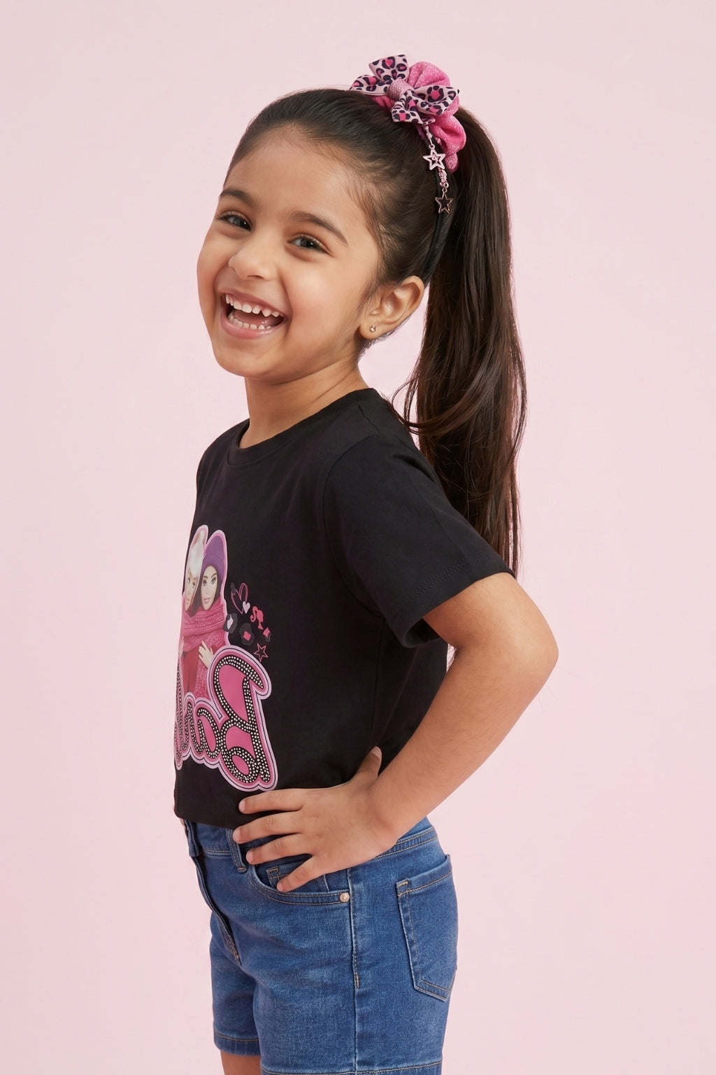 Girls Black Graphic Print Loose-Fit Crop Top