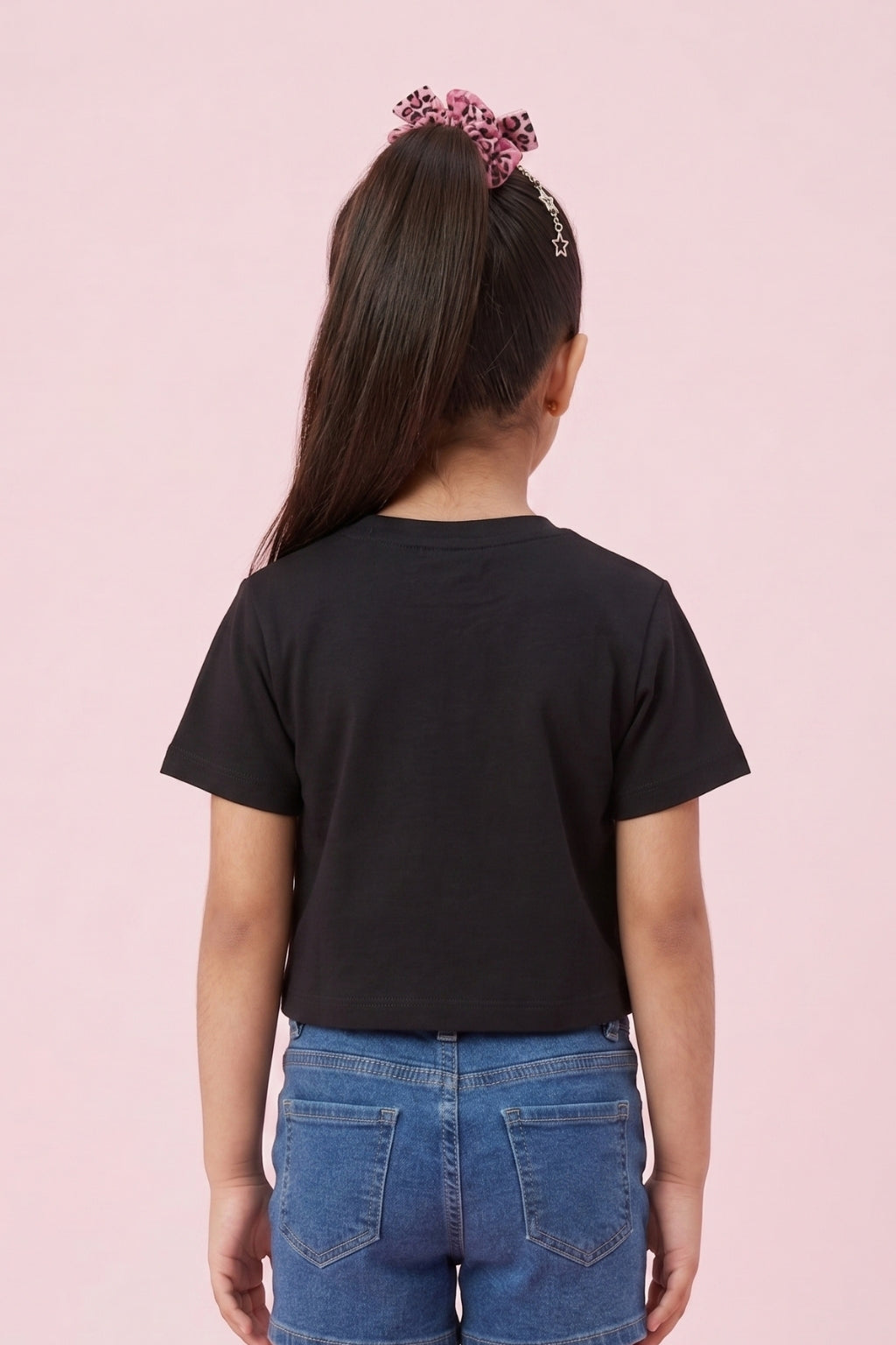 Girls Black Graphic Print Loose-Fit Crop Top
