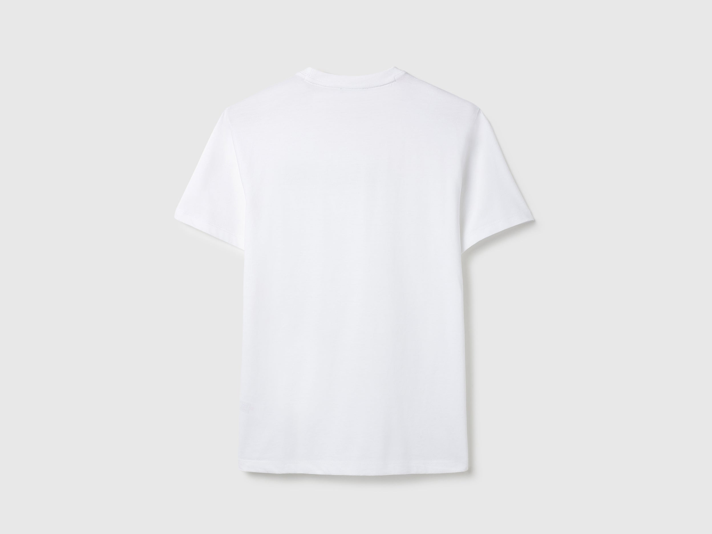Boys White Solid Cotton Relaxed Fit Game Over Back Print T-Shirt