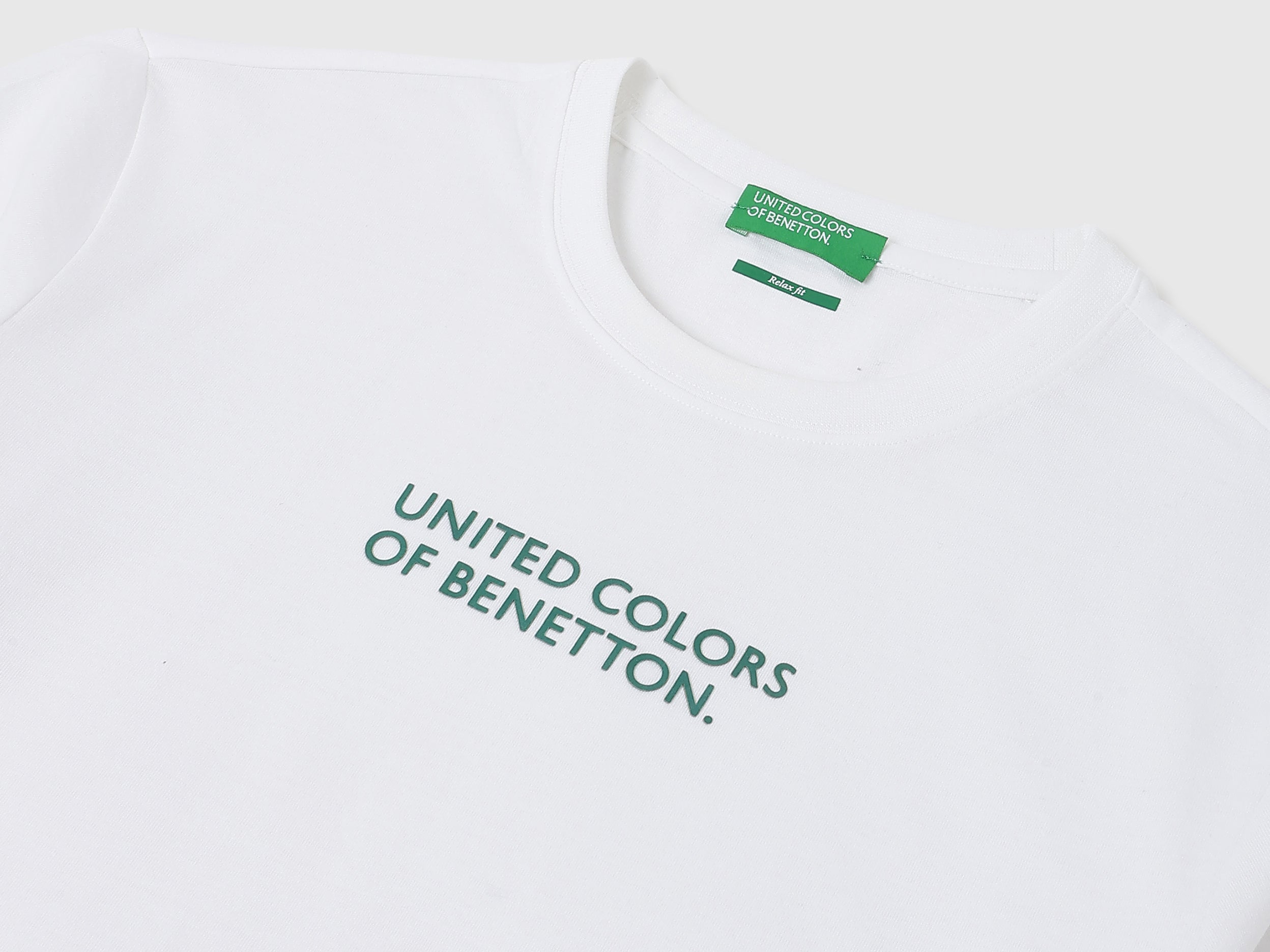 Boys White Solid Cotton Relaxed Fit Game Over Back Print T-Shirt