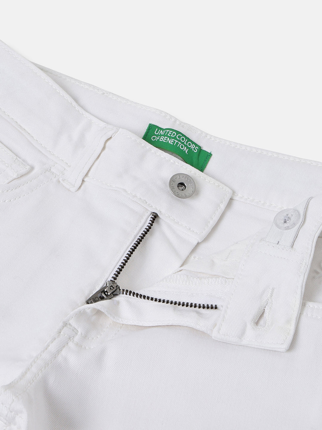 Boys White Regular Fit Cotton Blend Casual Shorts