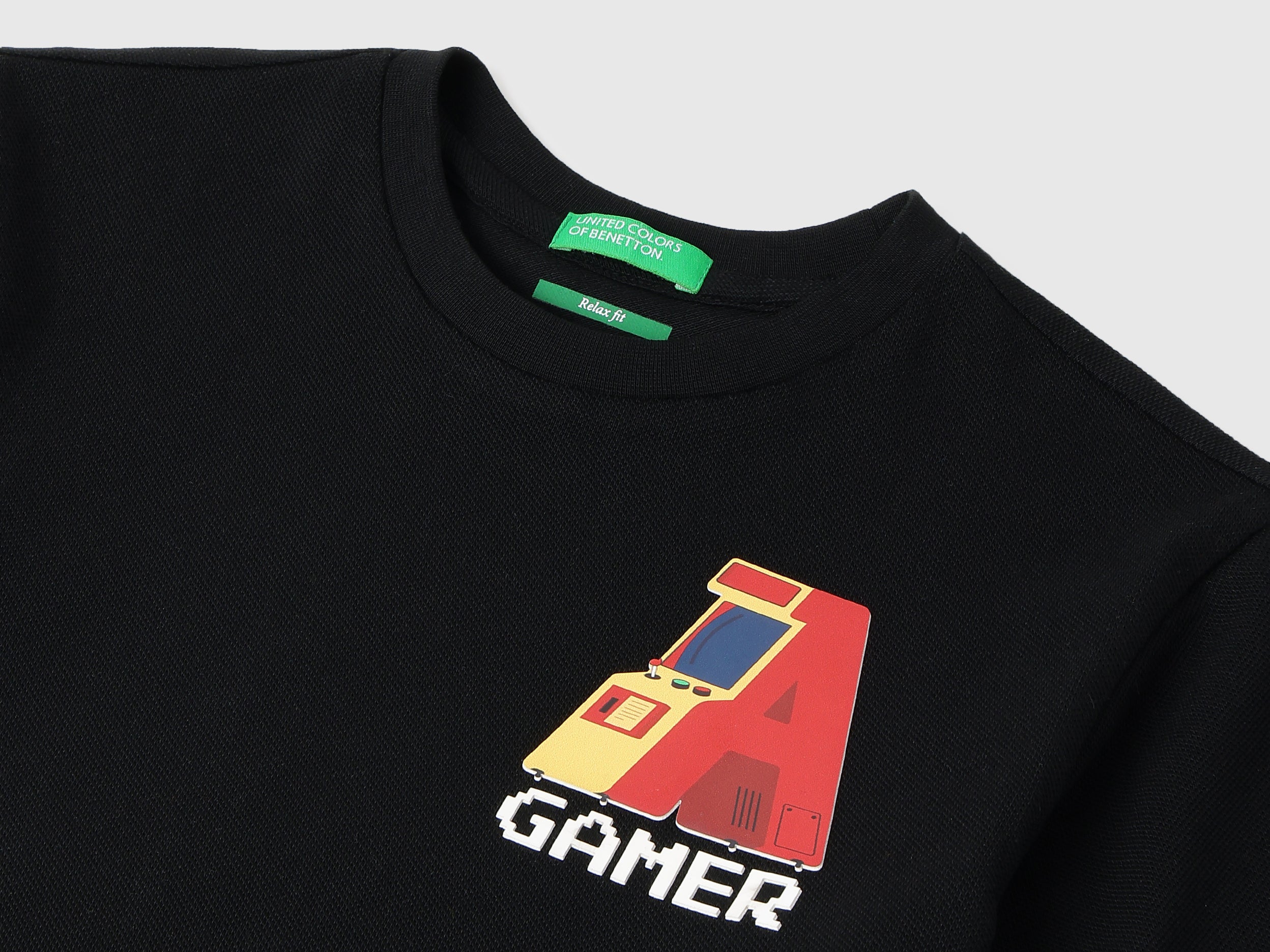 Boys Black Solid Cotton Relaxed Fit Round Neck T-Shirt