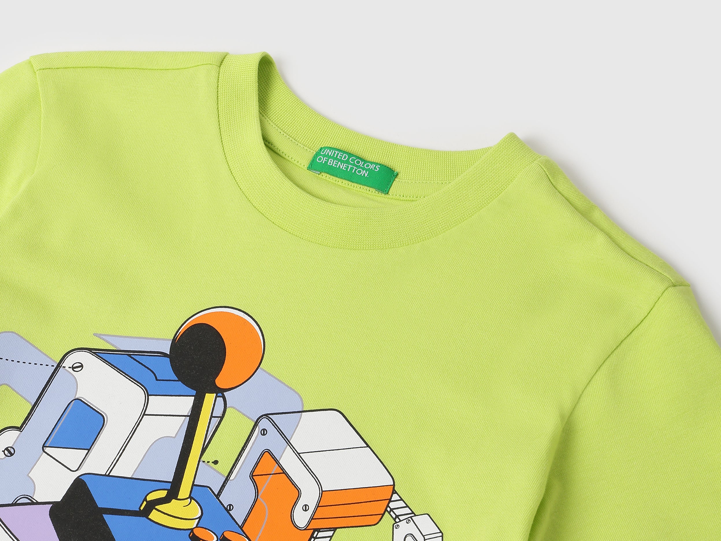 Boys Parrot Green Cotton Regular Fit Arcade Front Print T-Shirt