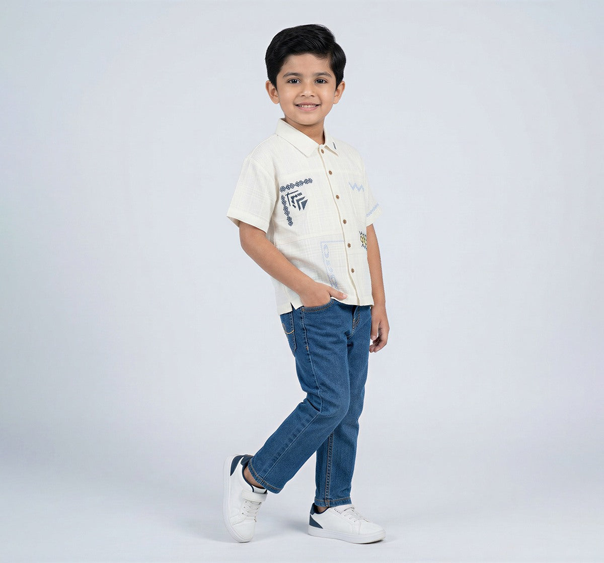 Boys Medium Blue Cotton Denim Straight Fit Jeans