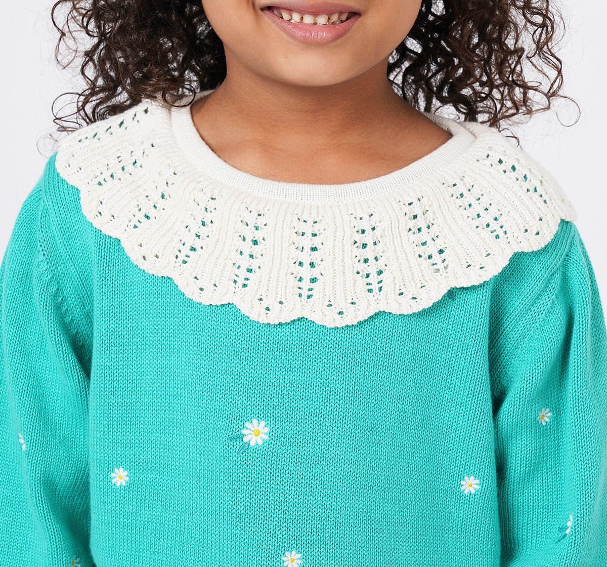 Scalloped Collar Sweater with Embroidery Green