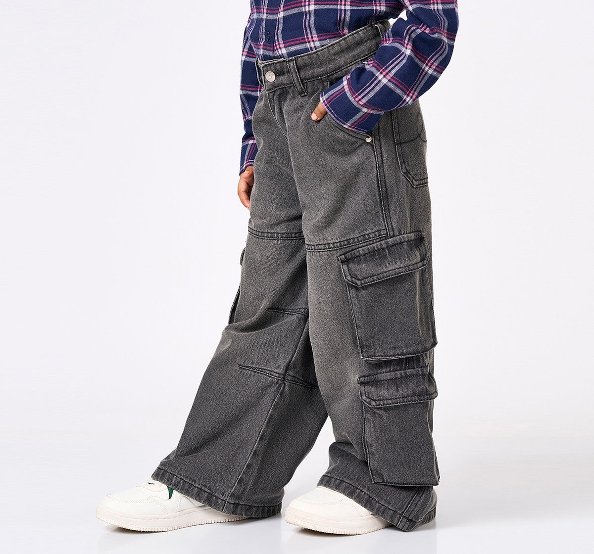 Wide Leg Fit Utility Jeans Black