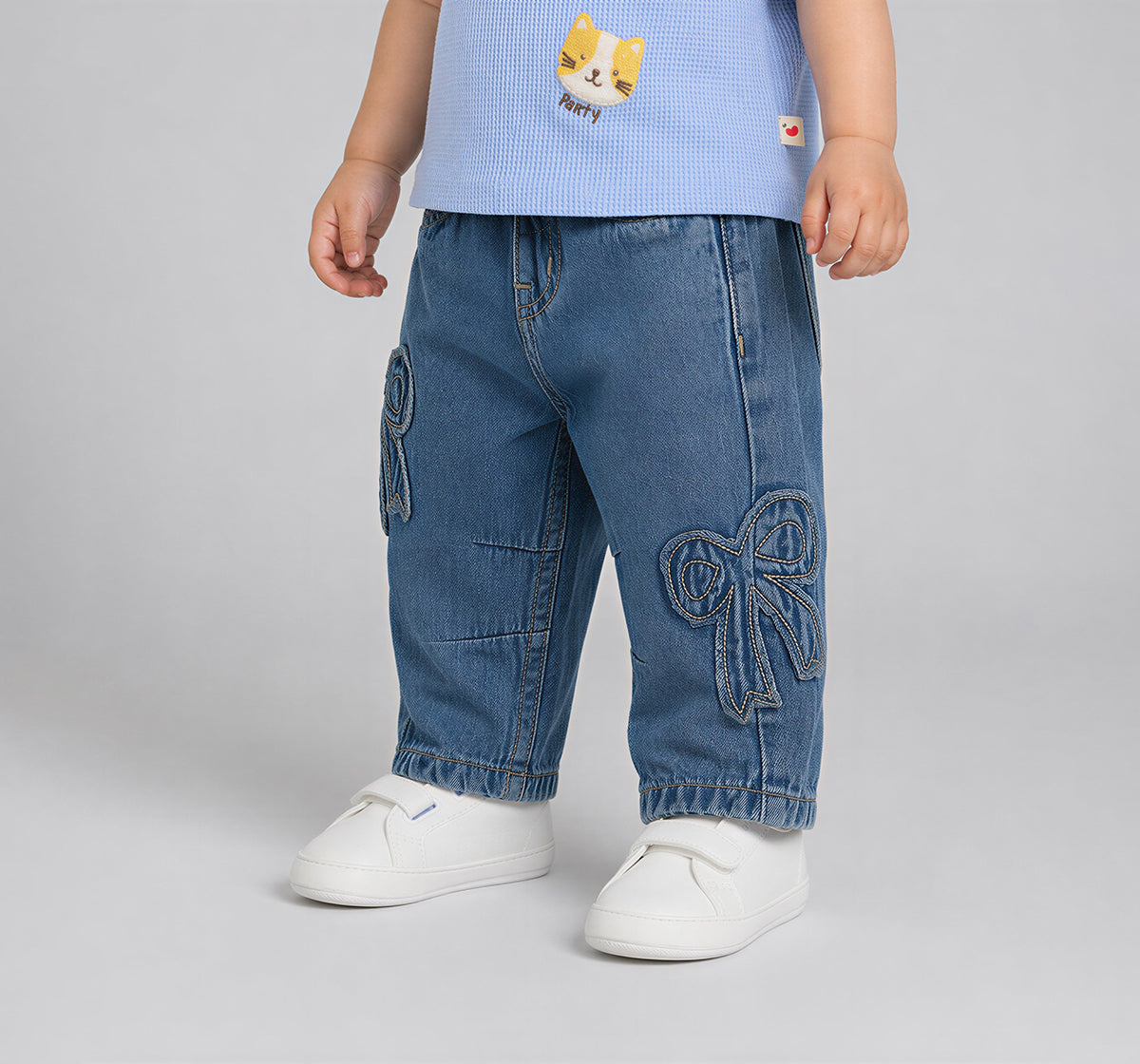 Barrel Fit Denim with Bow Applique Blue