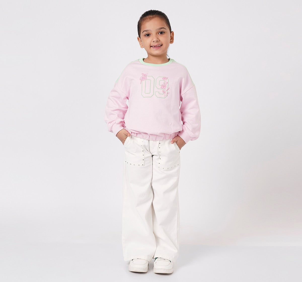 Girls Light Pink Floral 09 Graphic Balloon Hem Sweatshirt