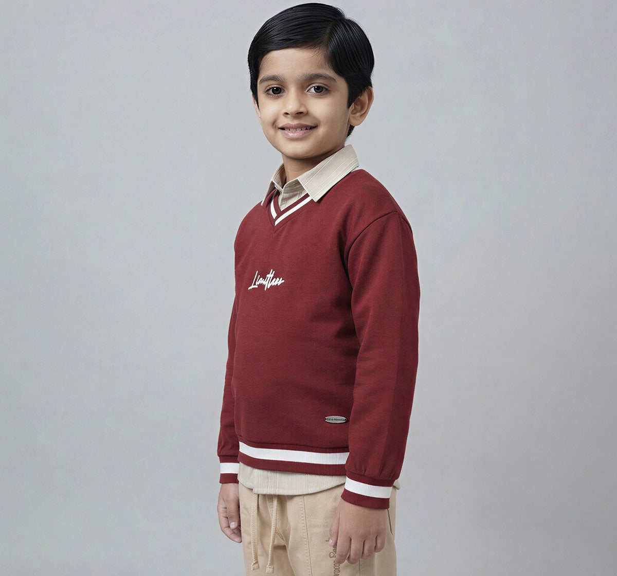 V-Neck Sweatshirt Withback Applique Detail Red
