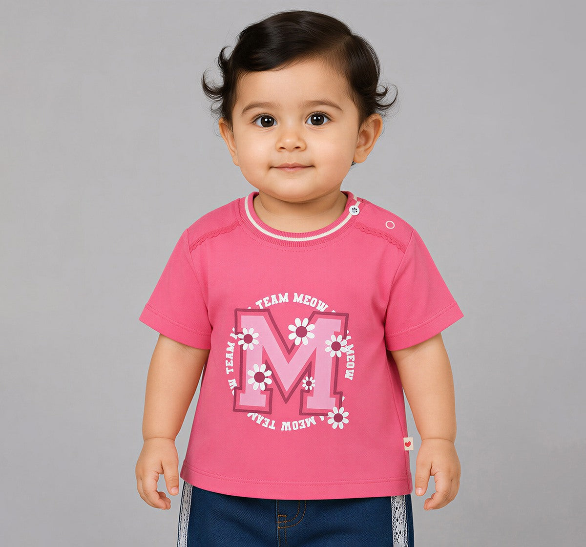 Cropped Tee with Chest Print Pink
