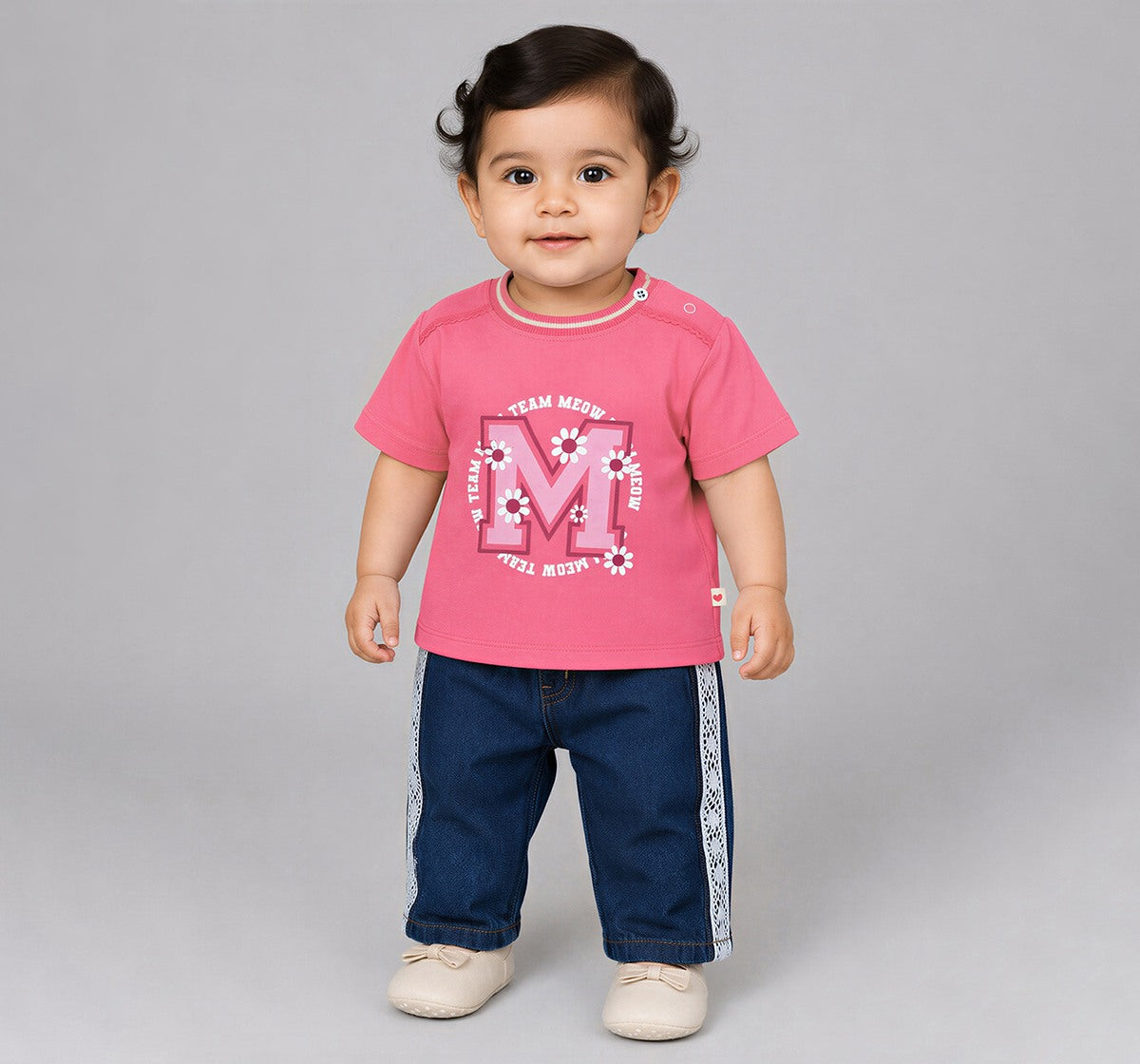 Cropped Tee with Chest Print Pink