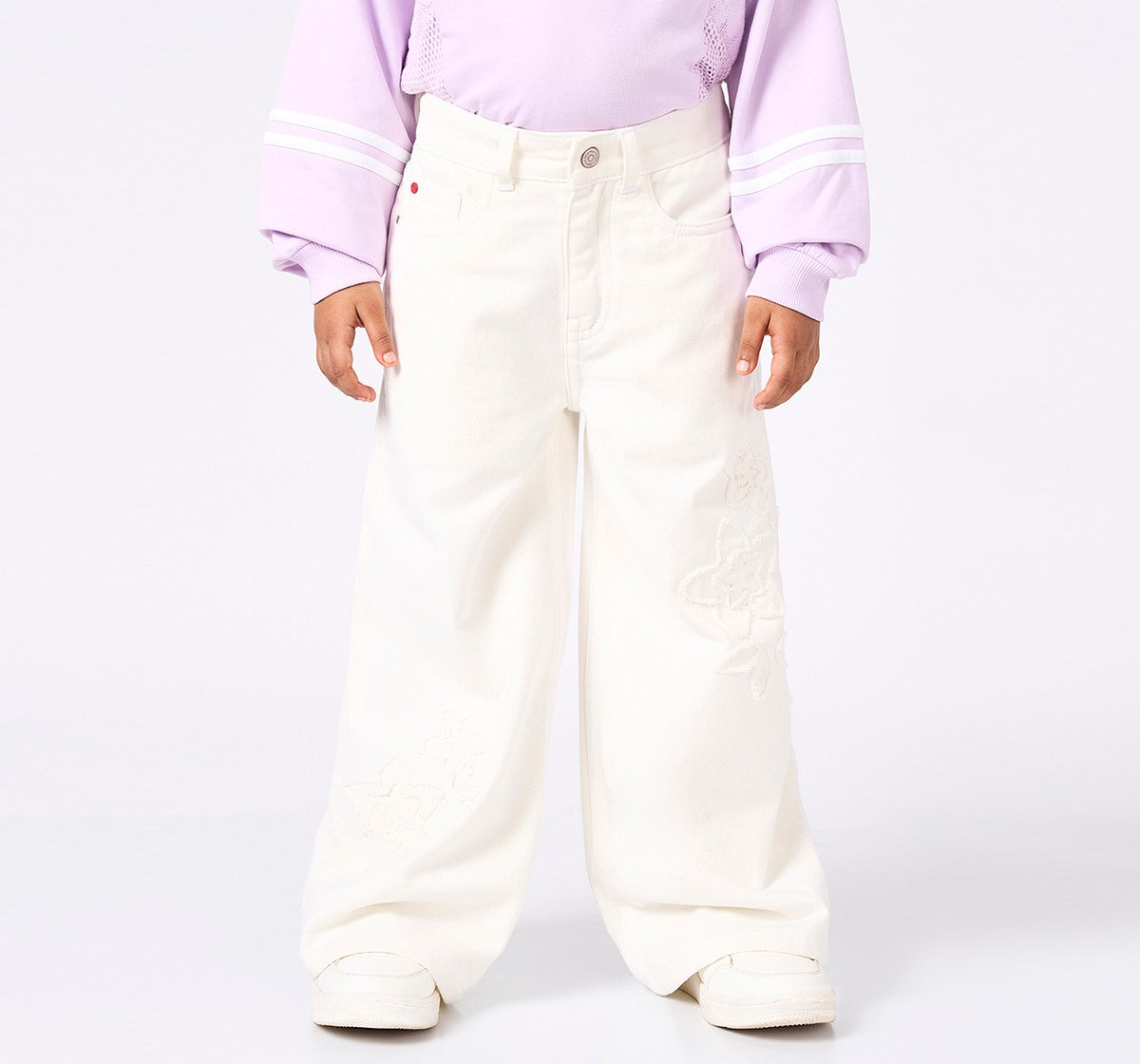 Wide Leg Fit with Applique Jeans Off White